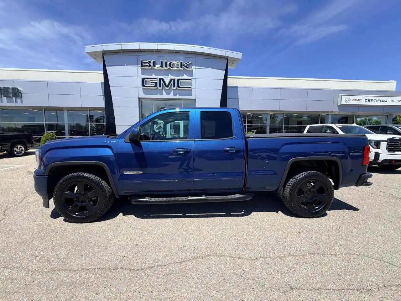 GMC Sierra 1500 снимка GMC Sierra 1500