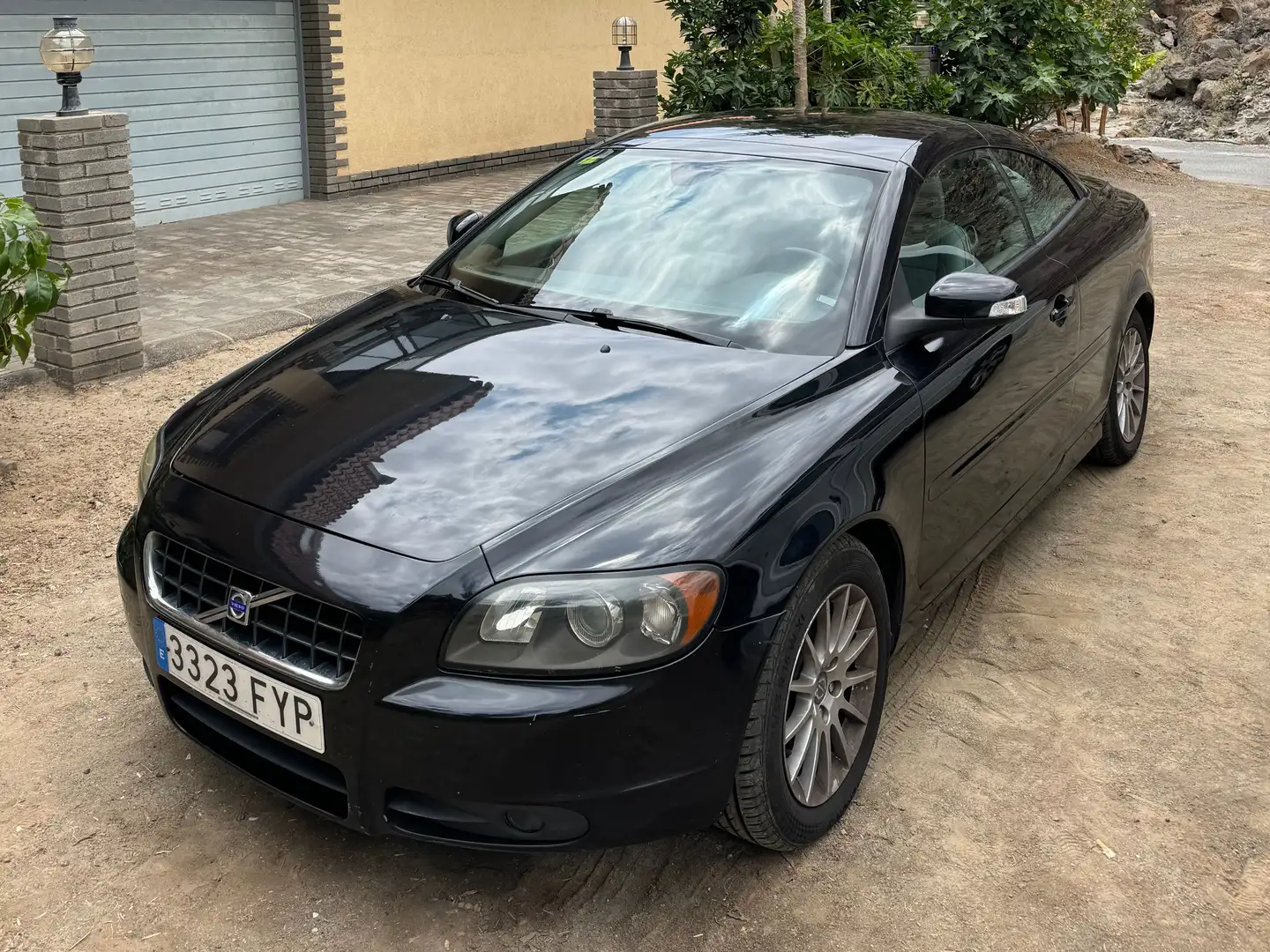 Volvo C70 C70 D5 Momentum Geartronic Momentum Noir - 1