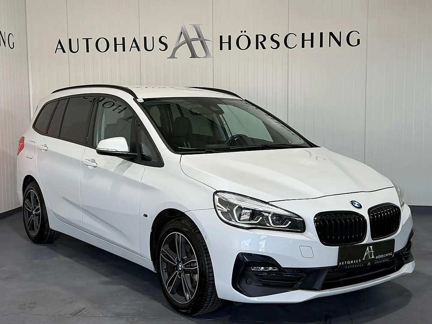 BMW 216 i Gran Tourer Weiß - 1