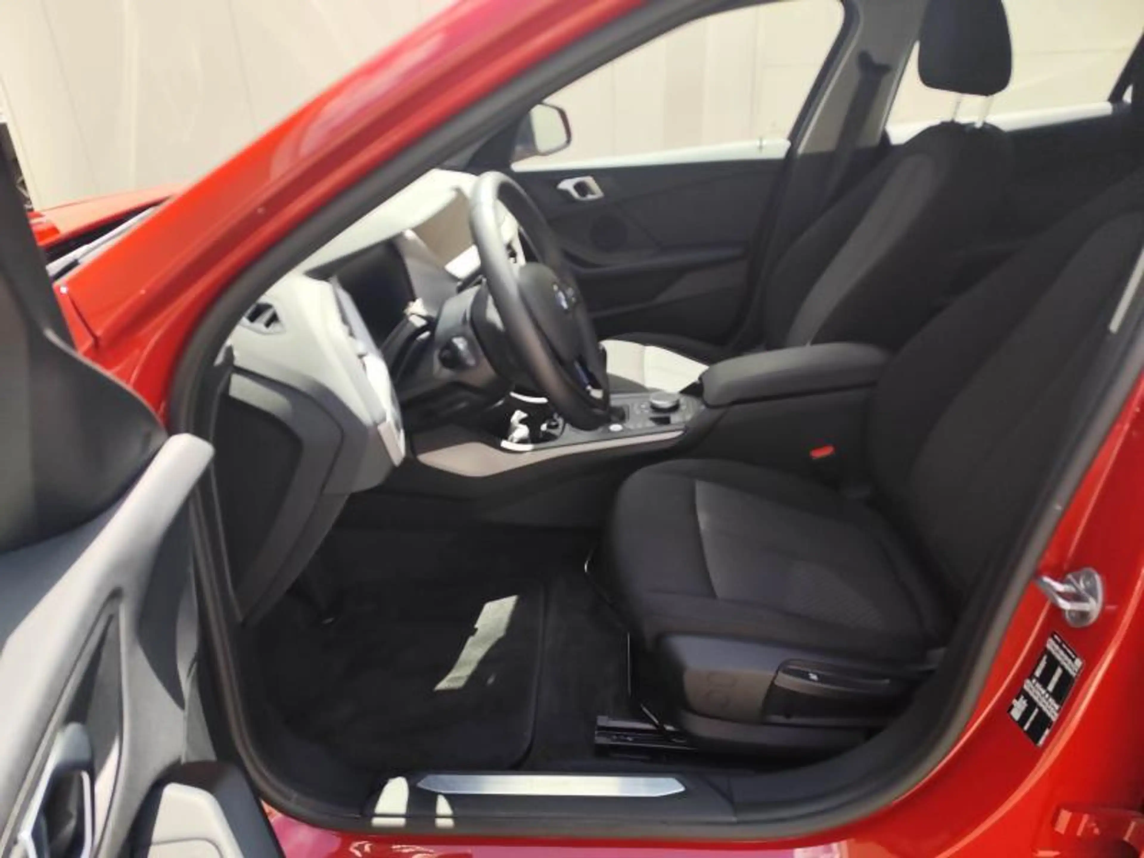 BMW 118 i Navi Pro LED Att. Rem. — photo 15