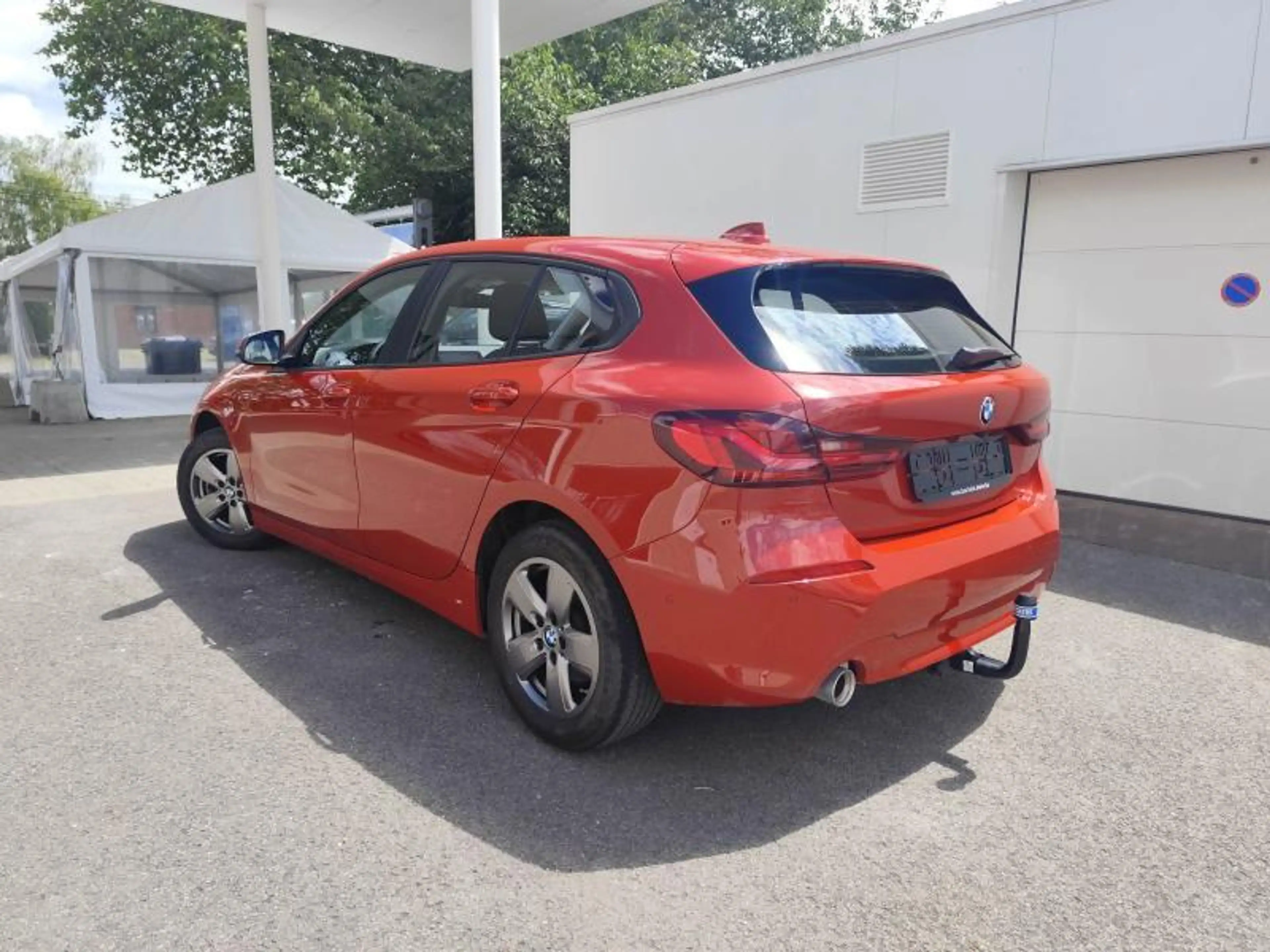 BMW 118 i Navi Pro LED Att. Rem. — photo 9