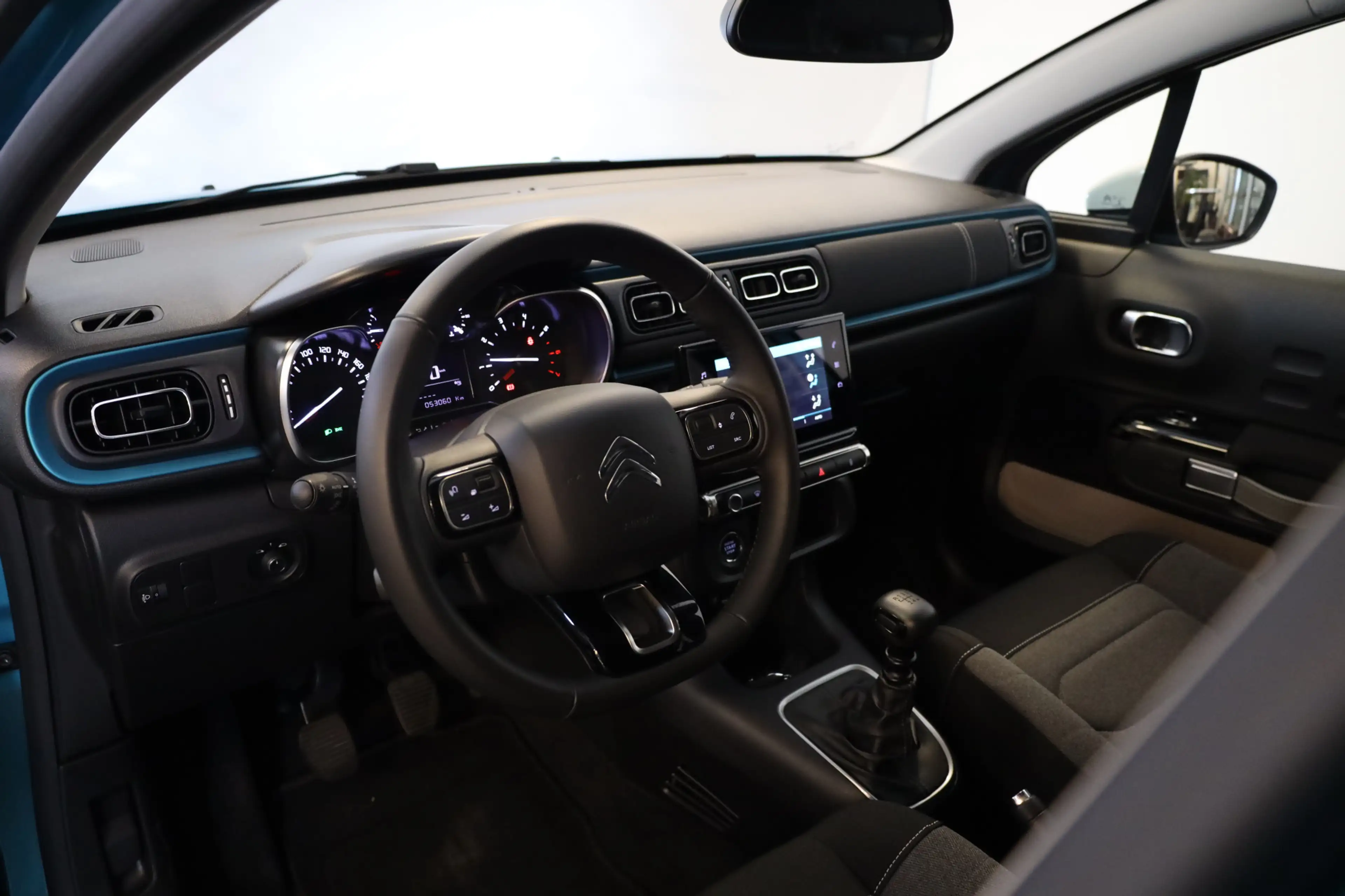 Citroen C3 PT 110 Shine Carplay | Camera | Lichtmetaal 17" — photo 19