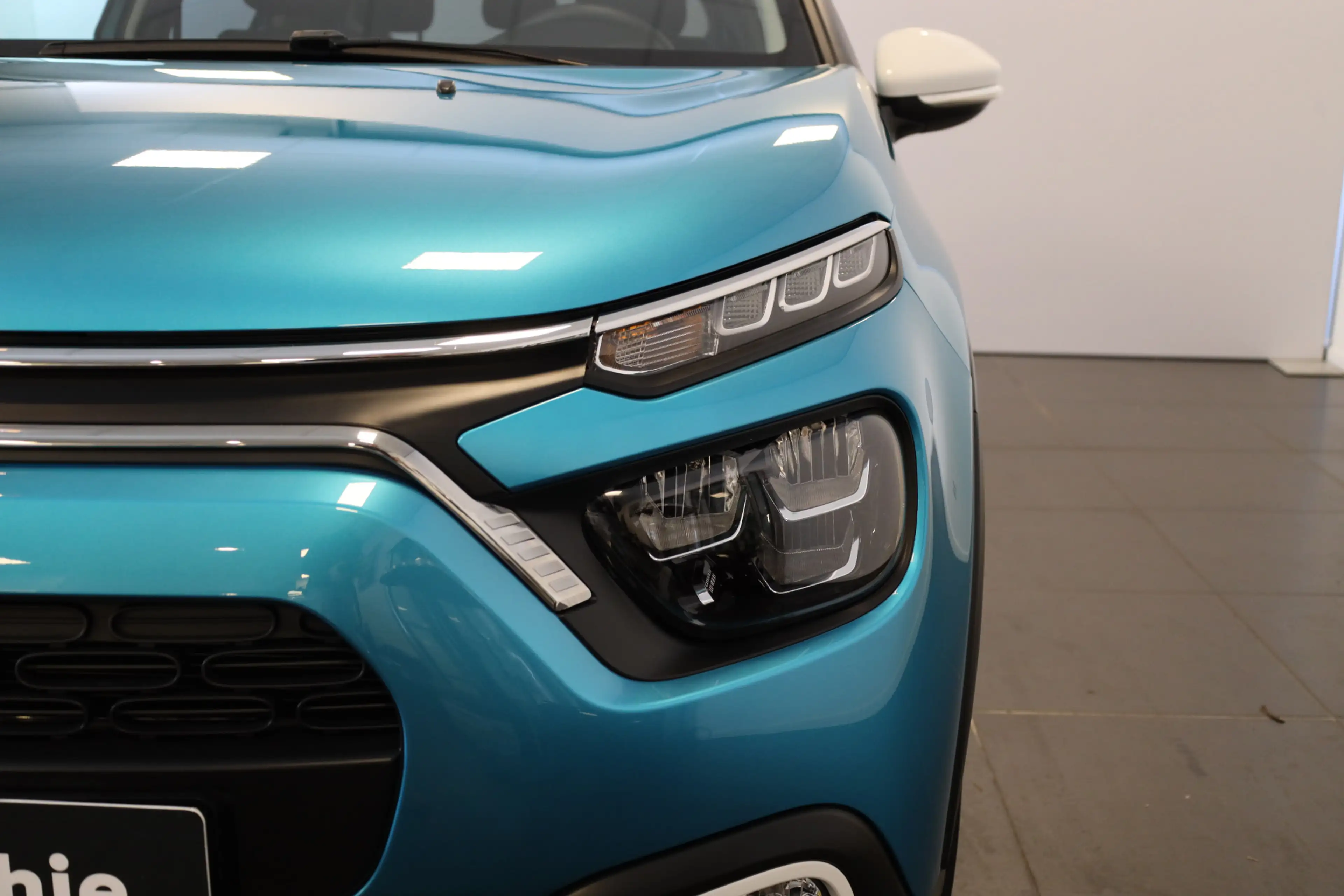 Citroen C3 PT 110 Shine Carplay | Camera | Lichtmetaal 17" — photo 11