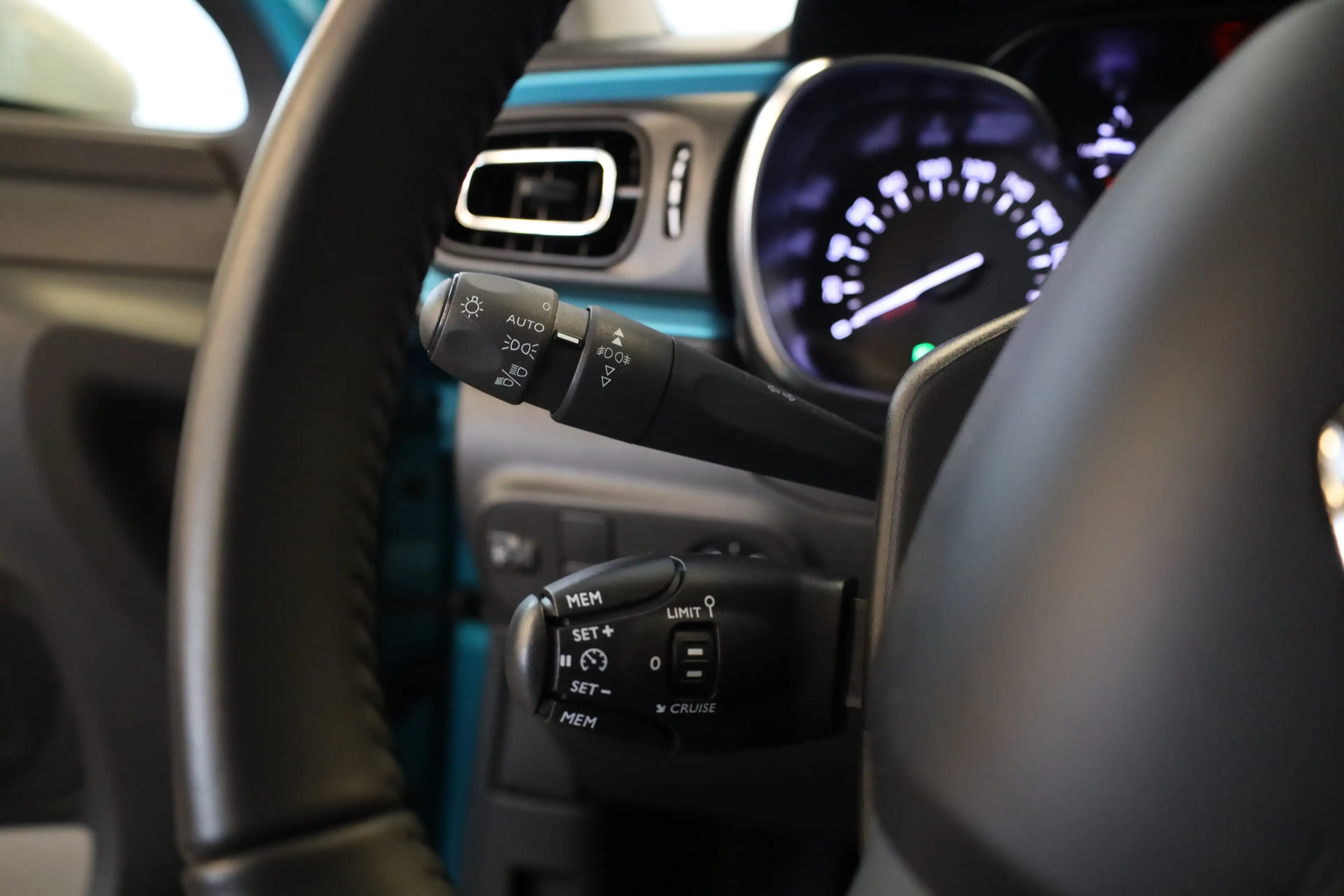 Citroen C3 PT 110 Shine Carplay | Camera | Lichtmetaal 17" — photo 28