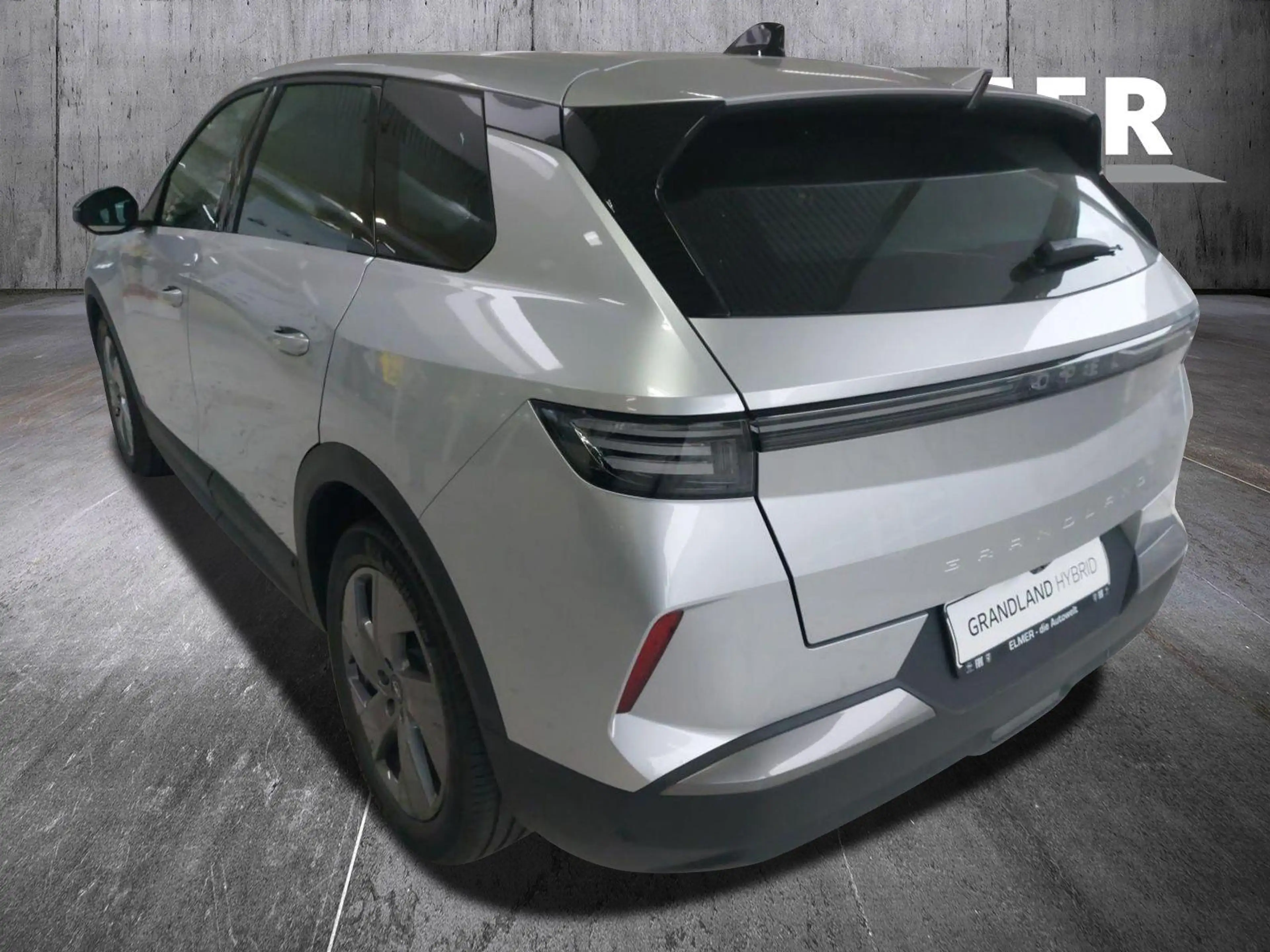 Opel Grandland 1.2 48V Mild- Hybrid 100 kW Edition — photo 3