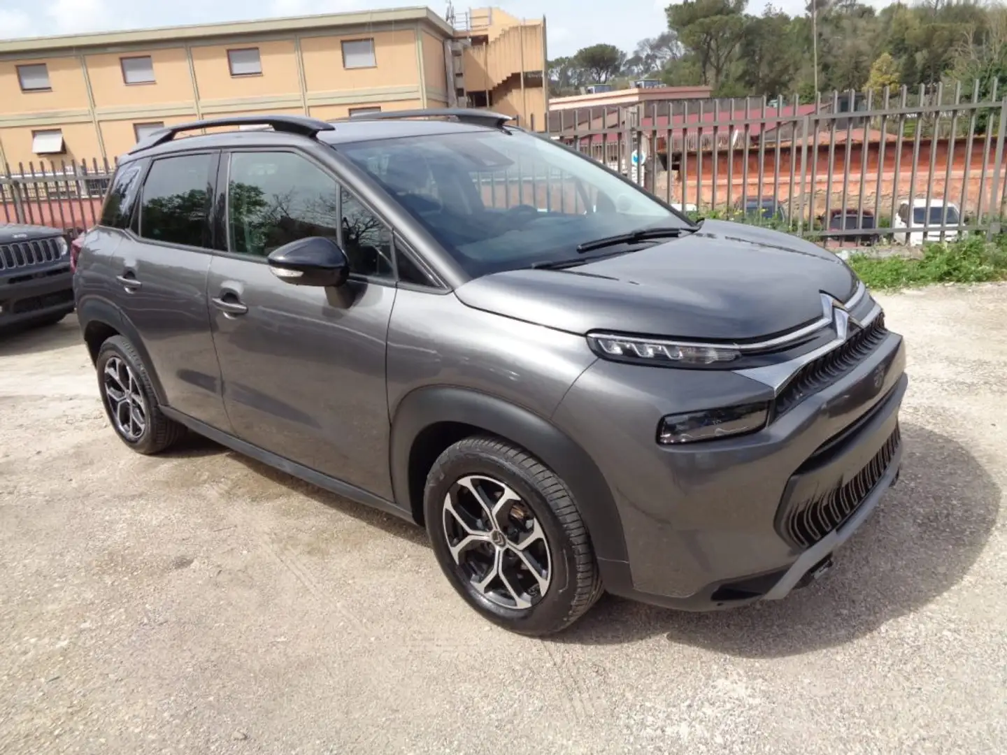 Citroen C3 Aircross 1500 BLUEHDI SHINE 110 CV NAVI CARPLAY LED"16 Grigio - 1