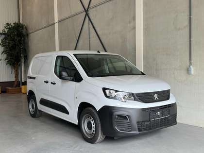 Peugeot Partner Tepee 1.2 PureTech / 22.000 € Incl. Bpm/