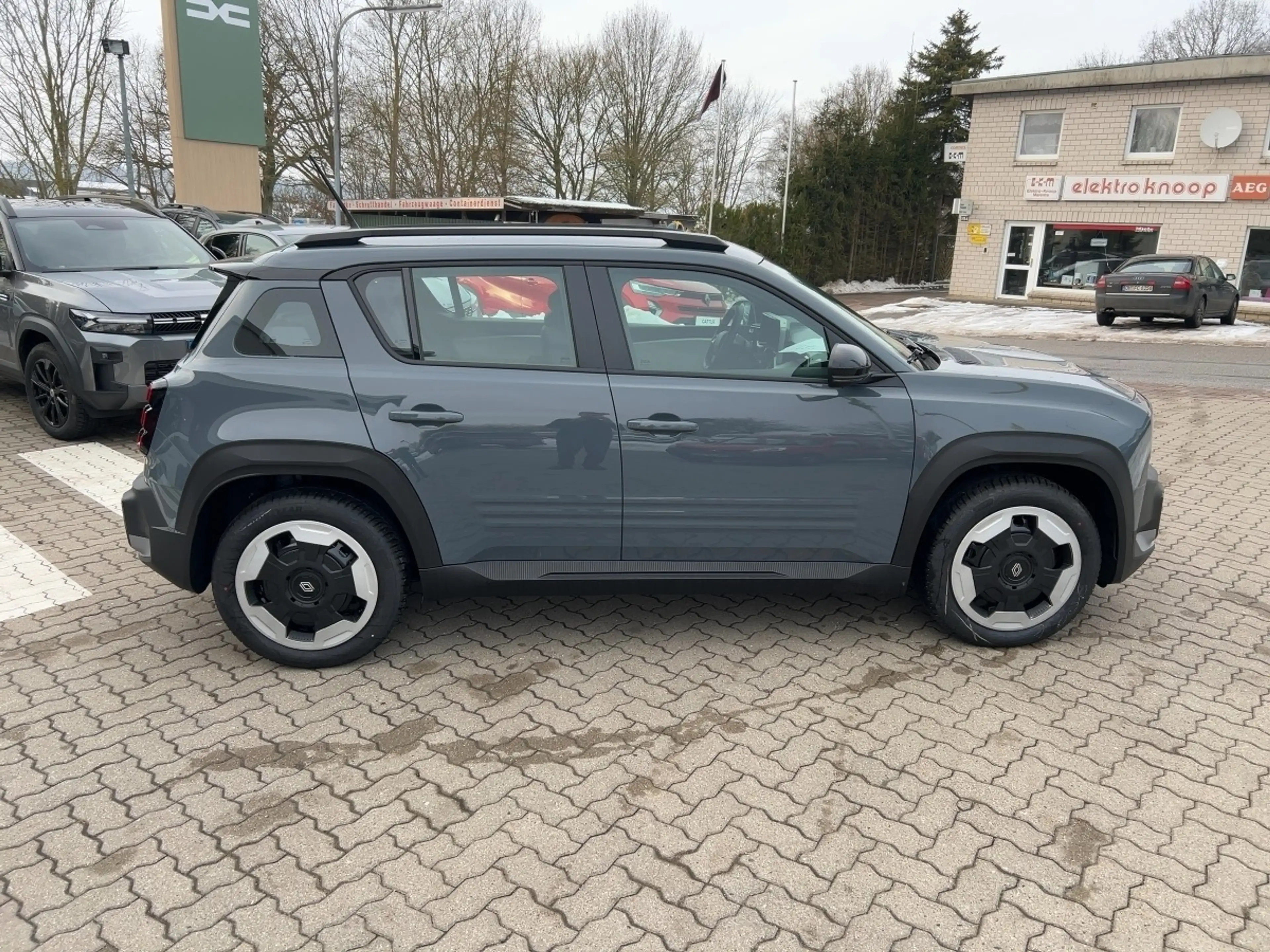 Renault R 4 E-Tech Evolution 150 Comfort Range — photo 5