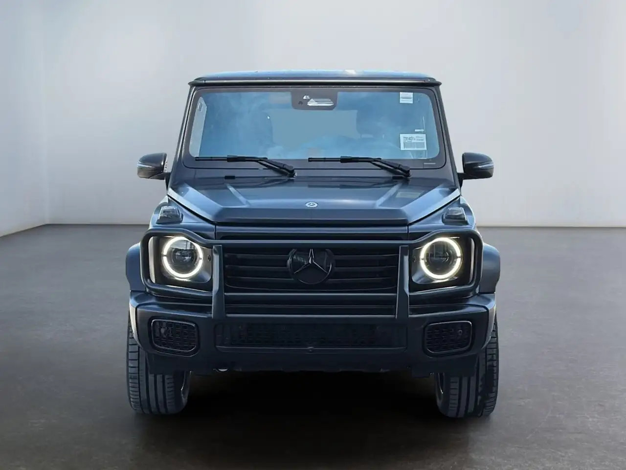 Mercedes-Benz G-Class снимка Mercedes-Benz G-Class