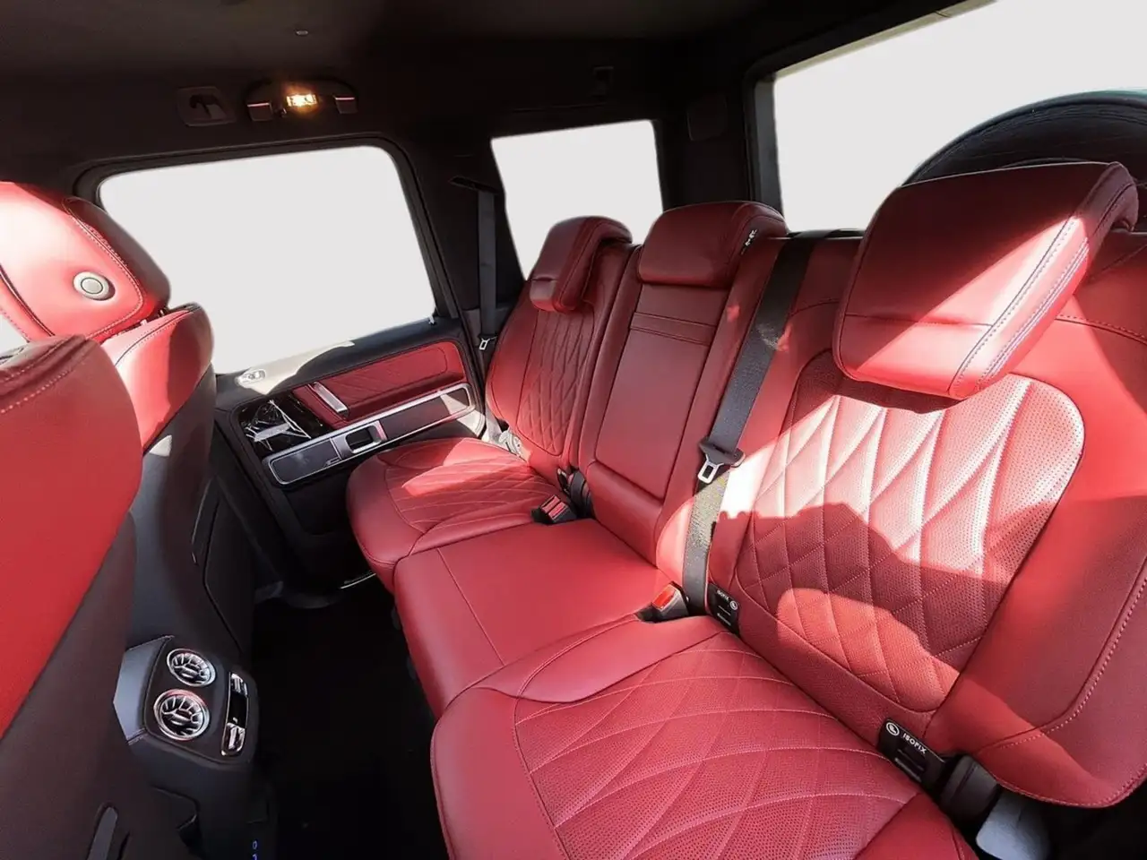 Mercedes-Benz G-Class снимка Mercedes-Benz G-Class
