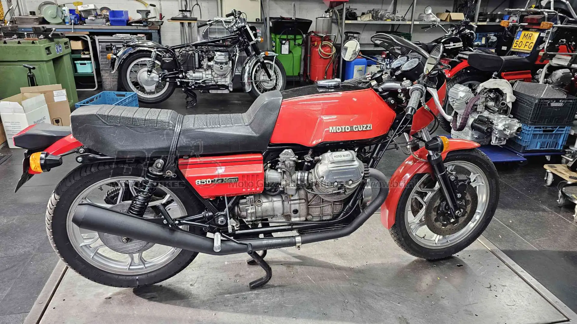 Moto Guzzi 850 Le Mans I second series Rouge - 1