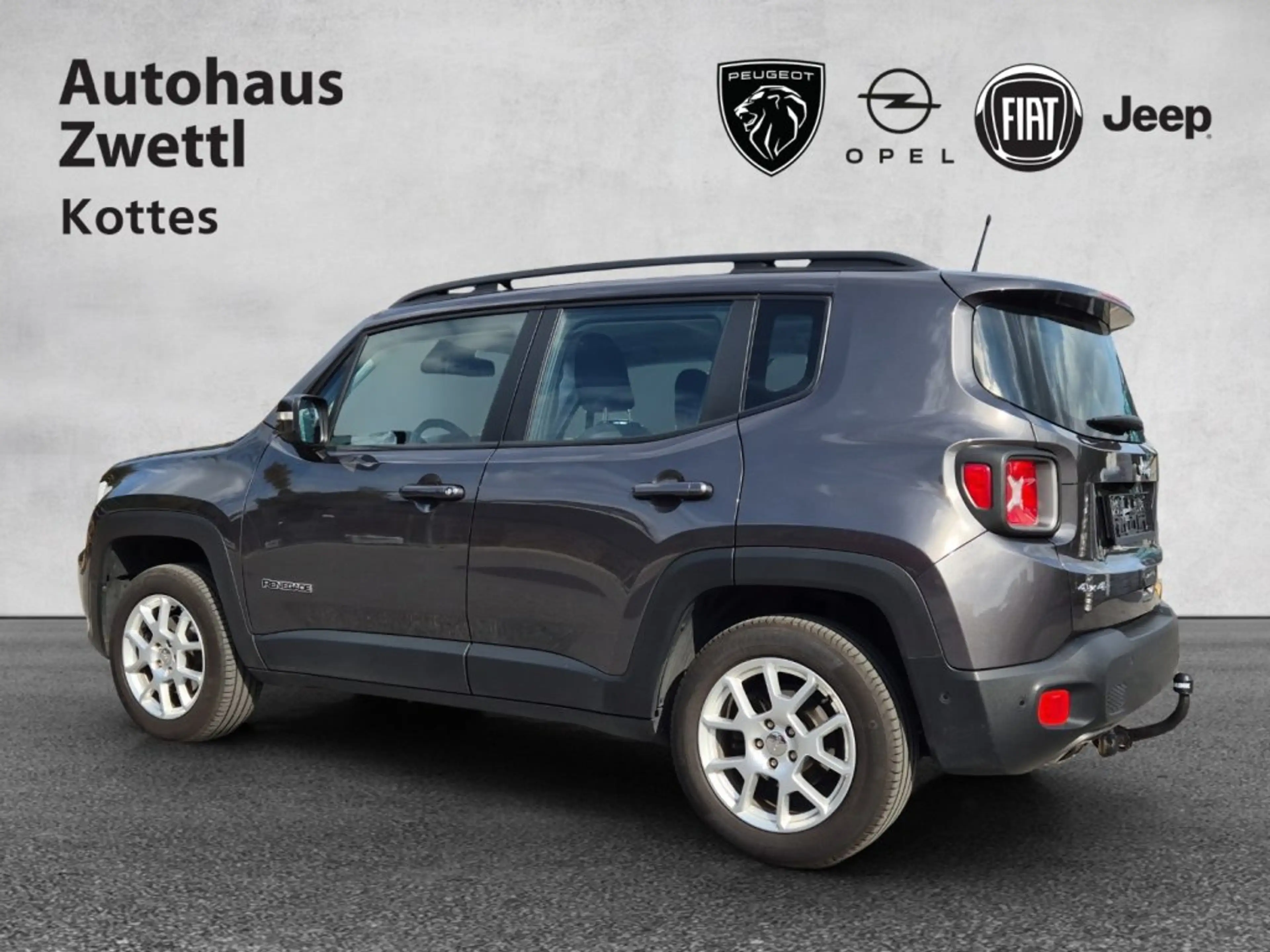 Jeep Renegade 2,0 MultiJet II 4WD 9AT 140 Limited — photo 4