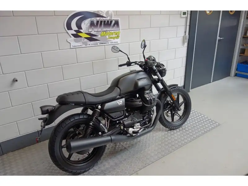 Moto Guzzi V 7 - foto 3