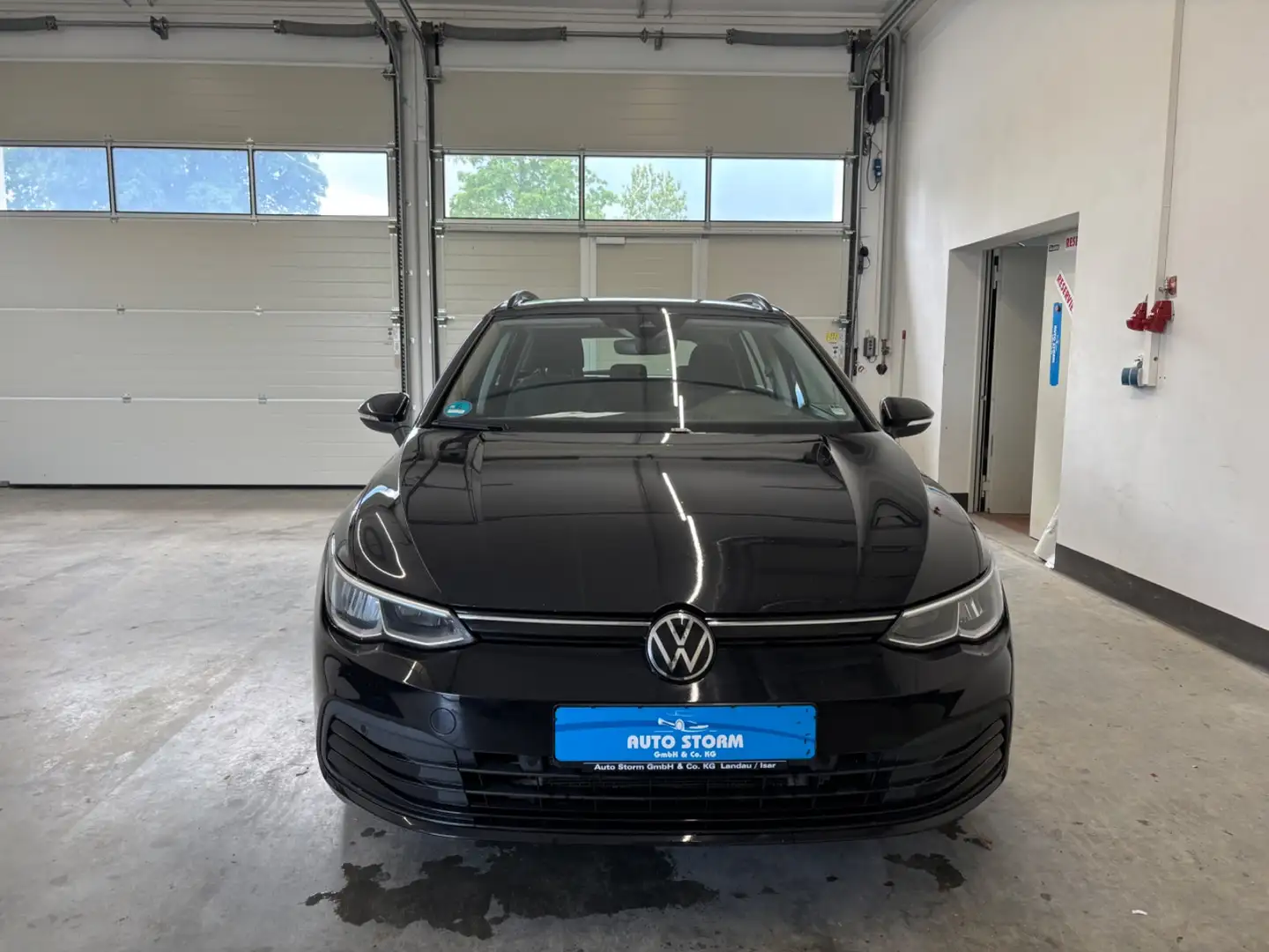 Volkswagen Golf Variant Golf VIII Variant 2.0 TDI Life *ACC *1-HD *LED LM Schwarz - 2