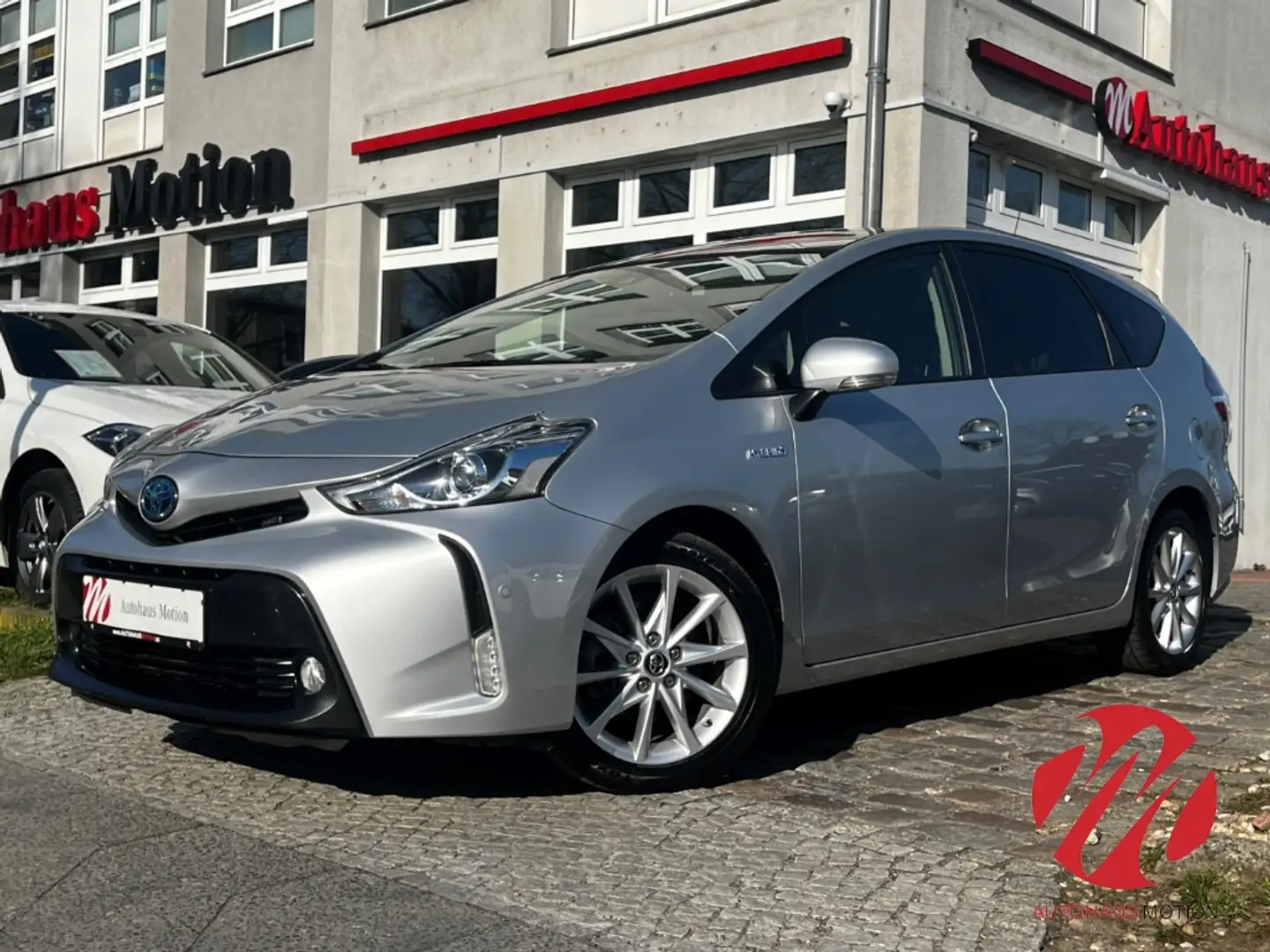 Toyota Prius+ Executive 1.8 VVT-i 7-Sitzer PANO LED KAMERA NAVI Gümüş rengi - 2