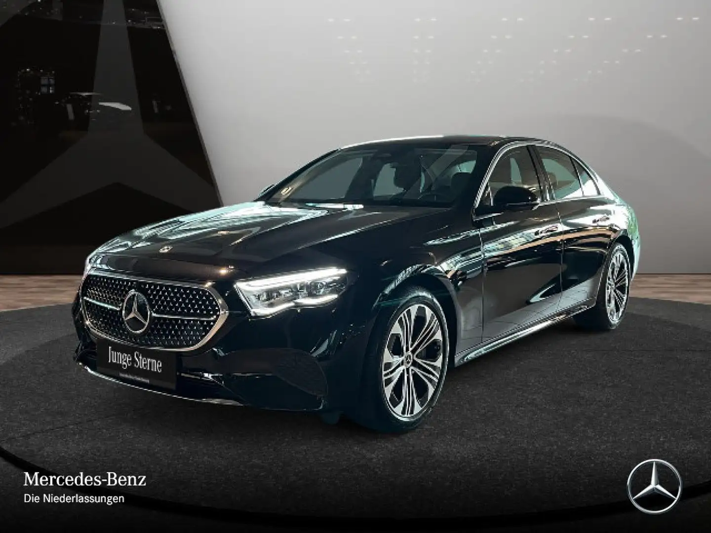 Mercedes-Benz E 300 e 4M Avantgarde 360° Distr. AHK Spurhalt-Ass Schwarz - 2