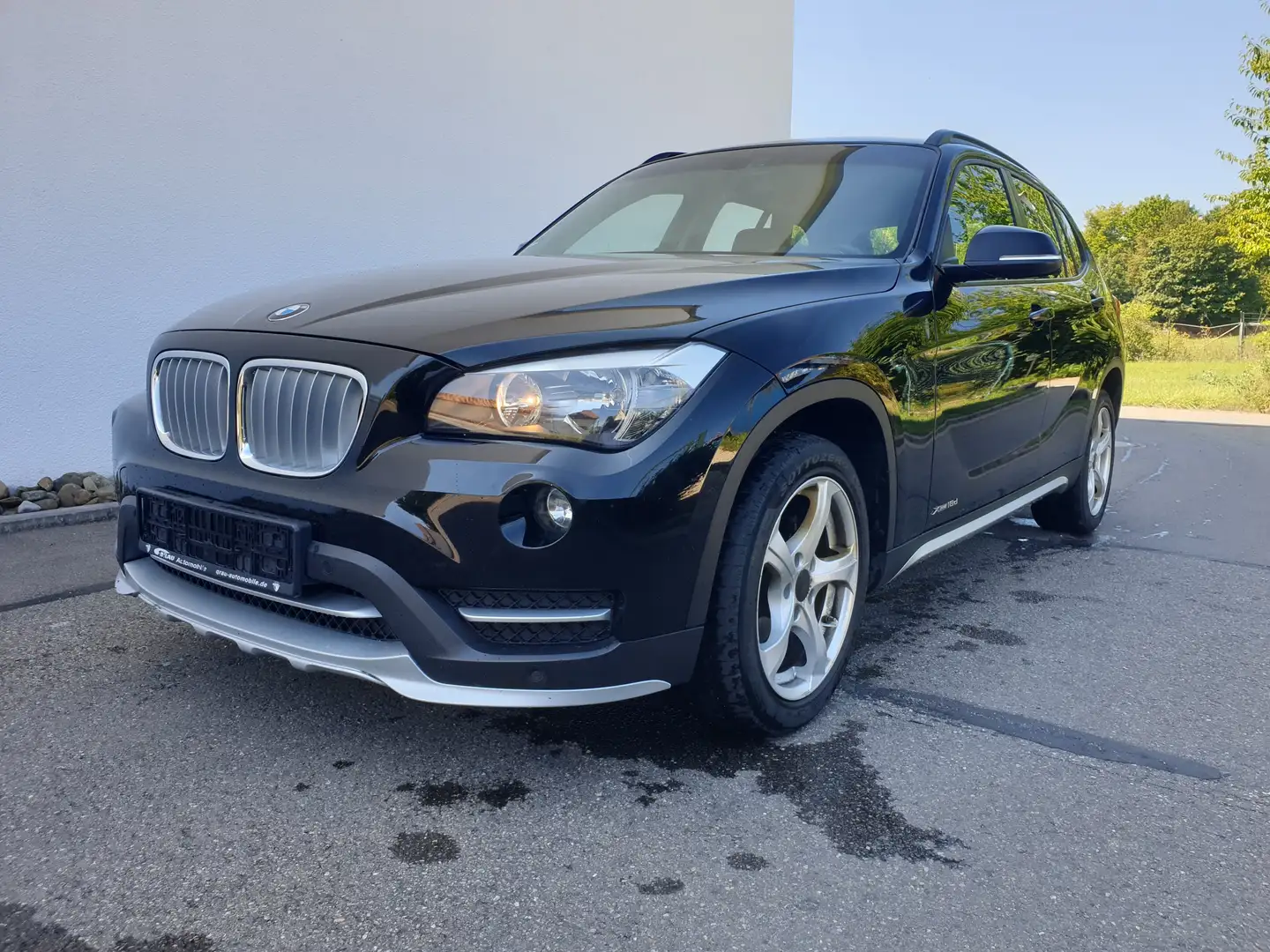BMW X1 xDrive18d Aut xLine Händler/Export AHK PDC Noir - 1