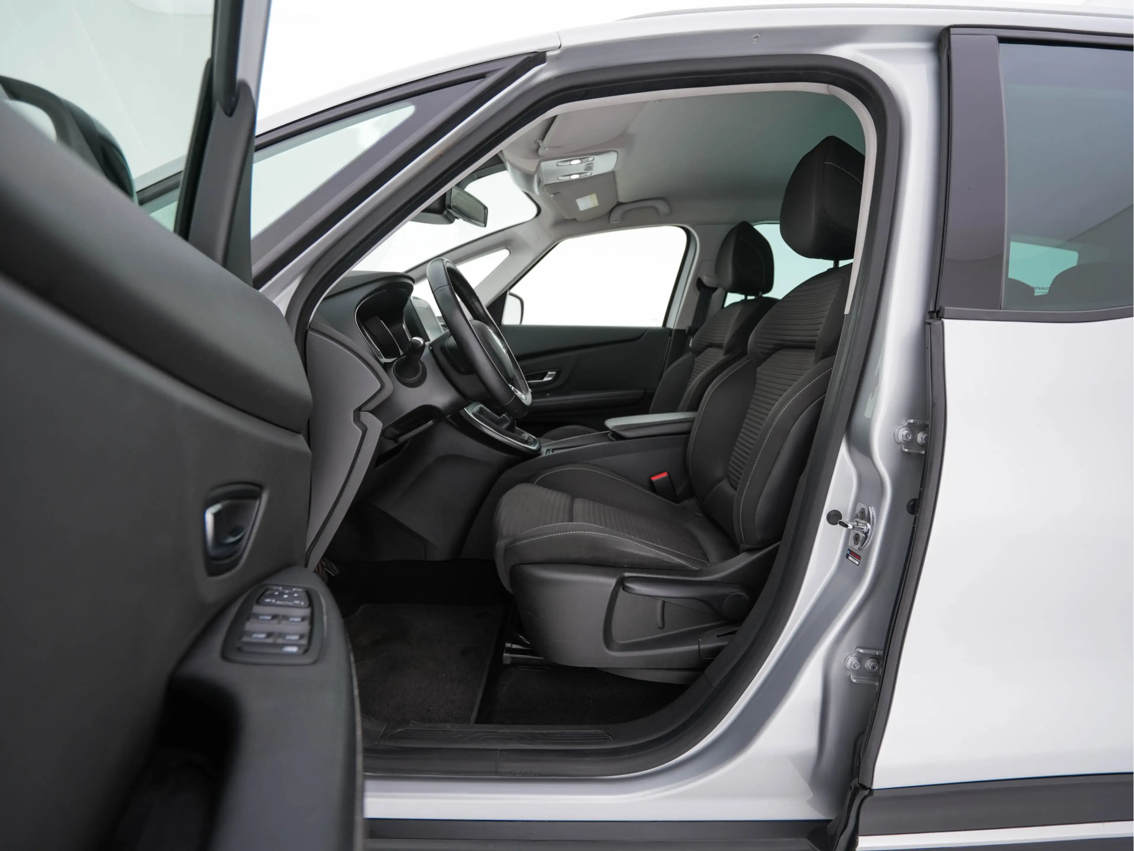 Renault Grand Scenic 1.3 TCe Business Zen [ 7-Pers. ] (INCL-BTW) *NAVI- — photo 8