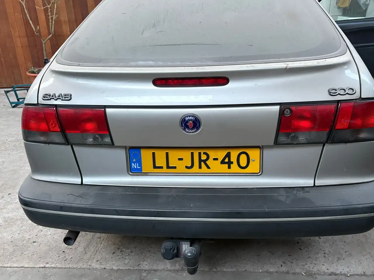 Saab 900 2.0i, foto 2
