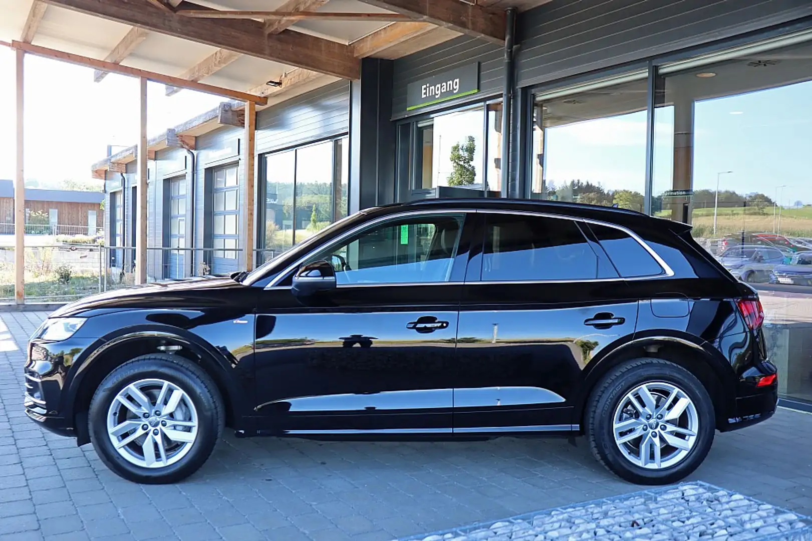 Audi Q5 55 TFSI e PHEV quattro Sport ACC, LED, MMI+, Ka... Noir - 2