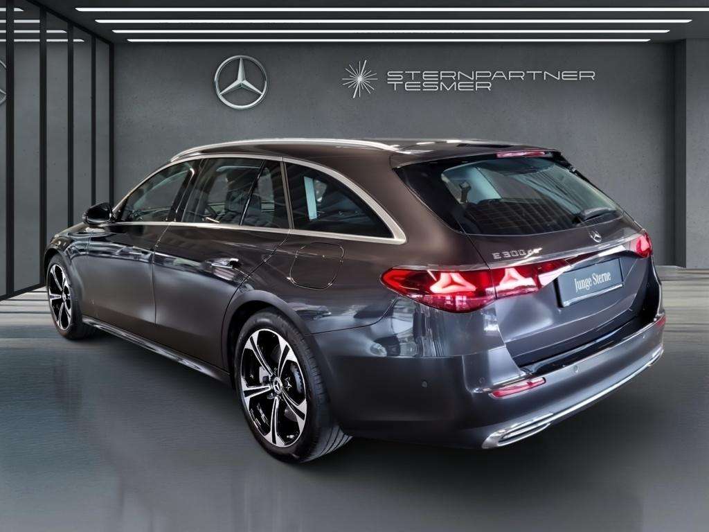 Mercedes-Benz E 300
