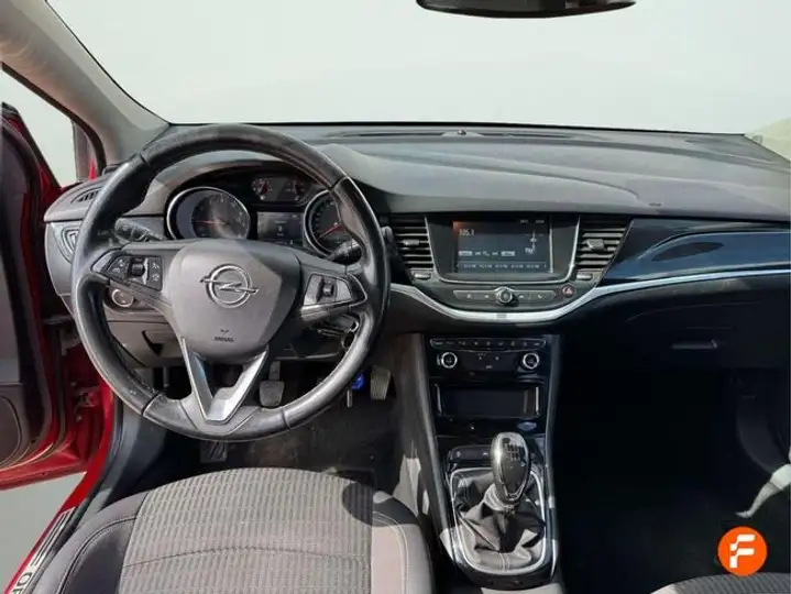 Opel Astra 2021, foto 12