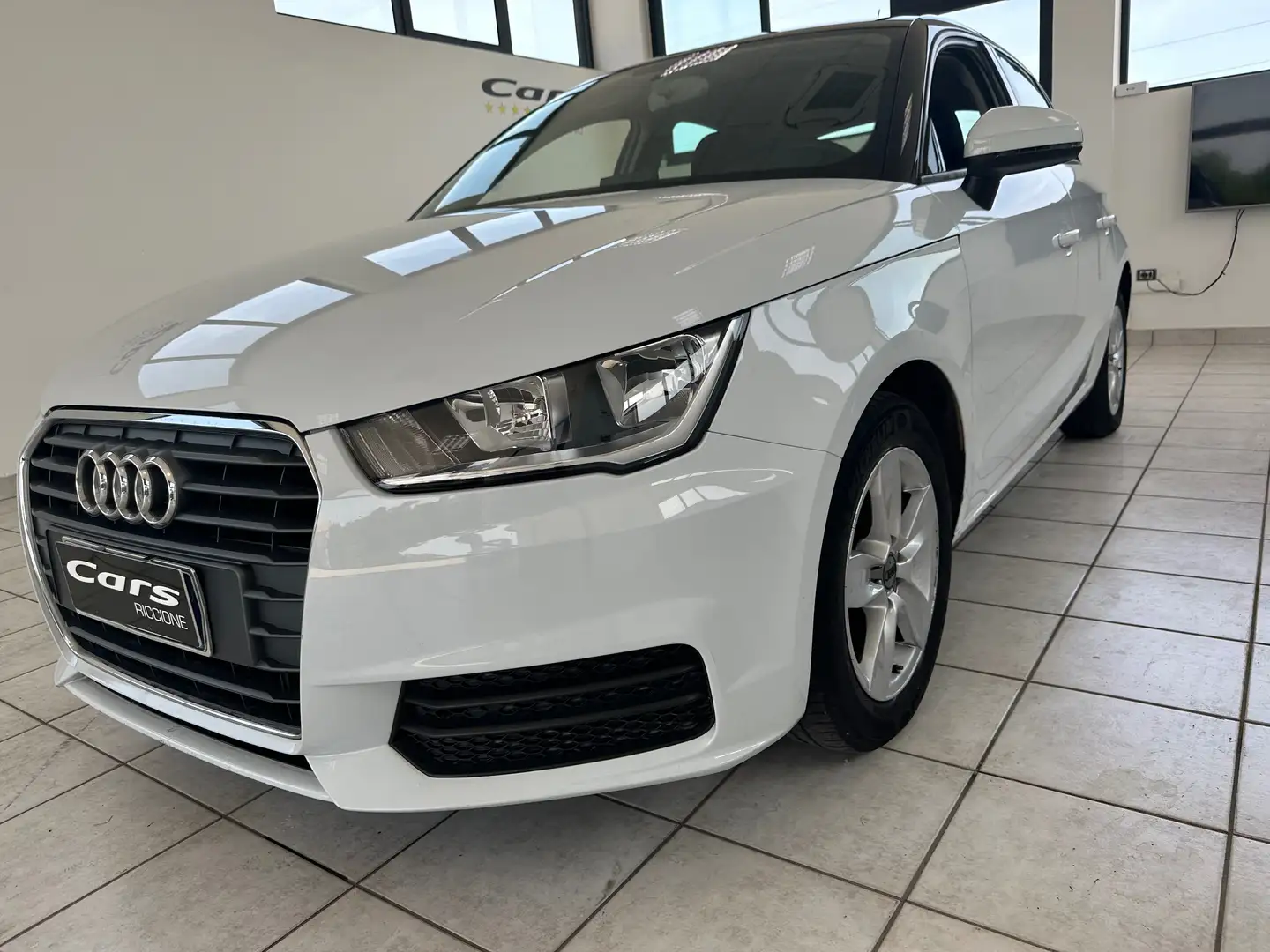 Audi A1 1.4 TDI SPORTBACK UNIPROPRIETARIA NAVI KM66321 Blanc - 1