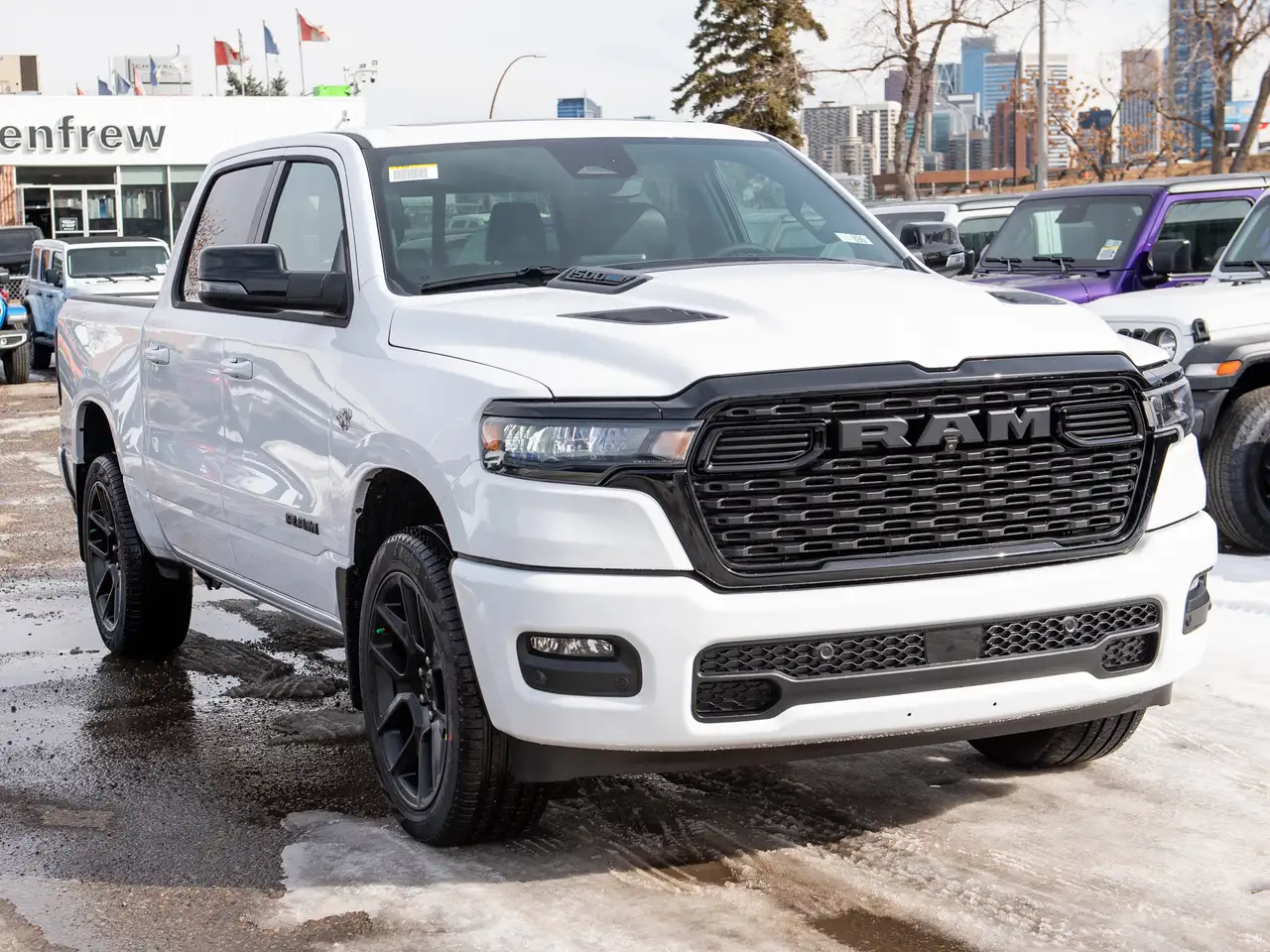 RAM 1500 снимка RAM 1500