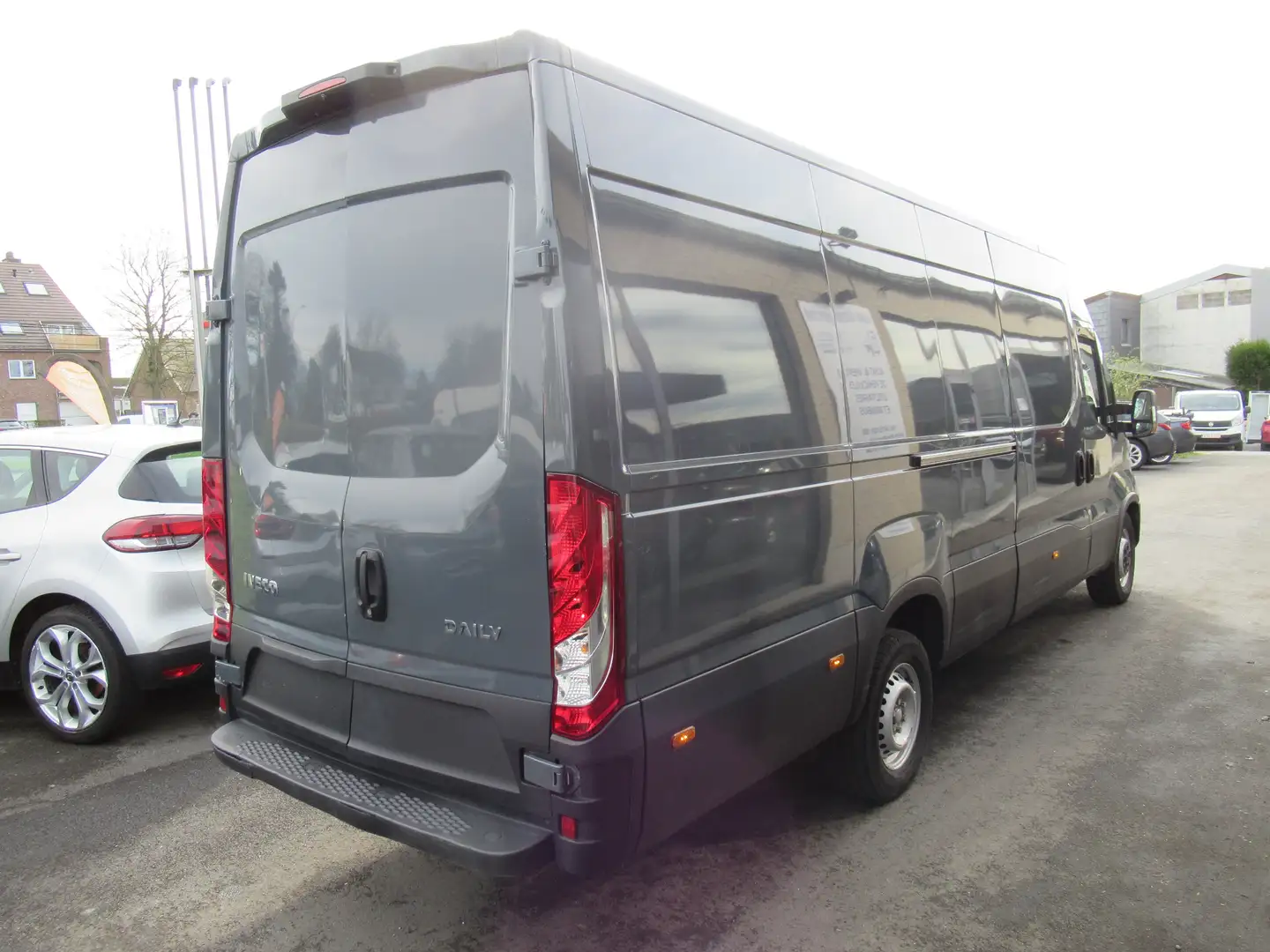Iveco Daily L4 AIRCO CRUISE 26800€+TVA/BTW Gris - 2