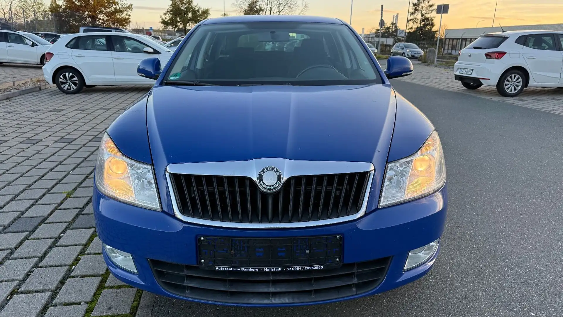 Skoda Octavia Combi GreenLine Niebieski - 2