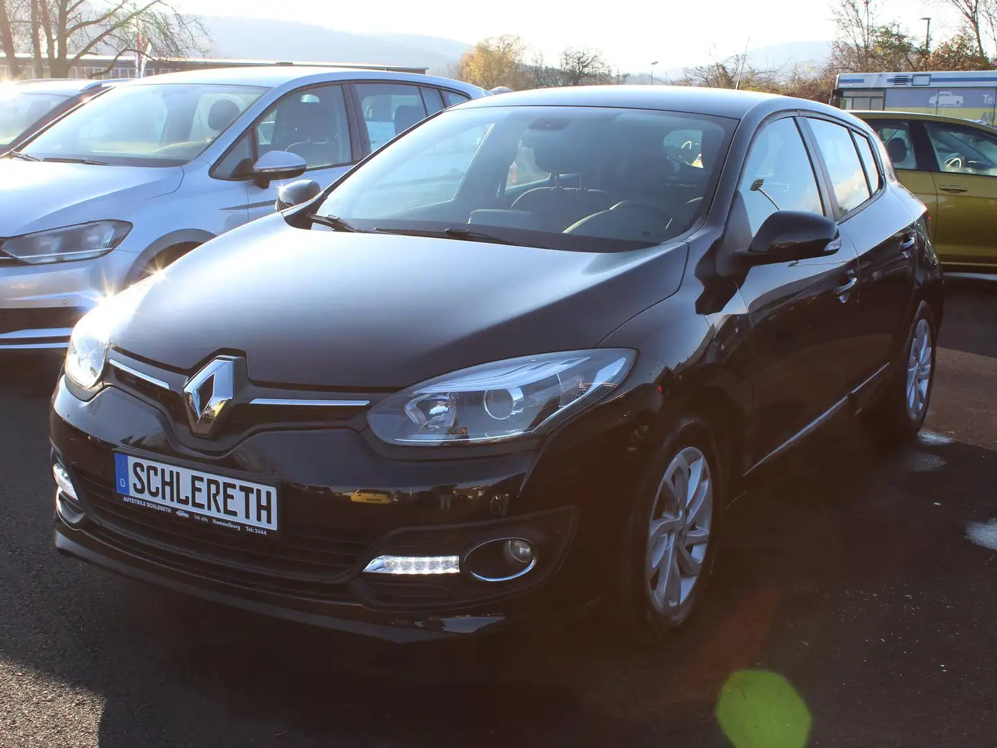 Renault Megane Paris, HU+AU+INSP. NEU, viele Extras,8fach bereift Noir - 1