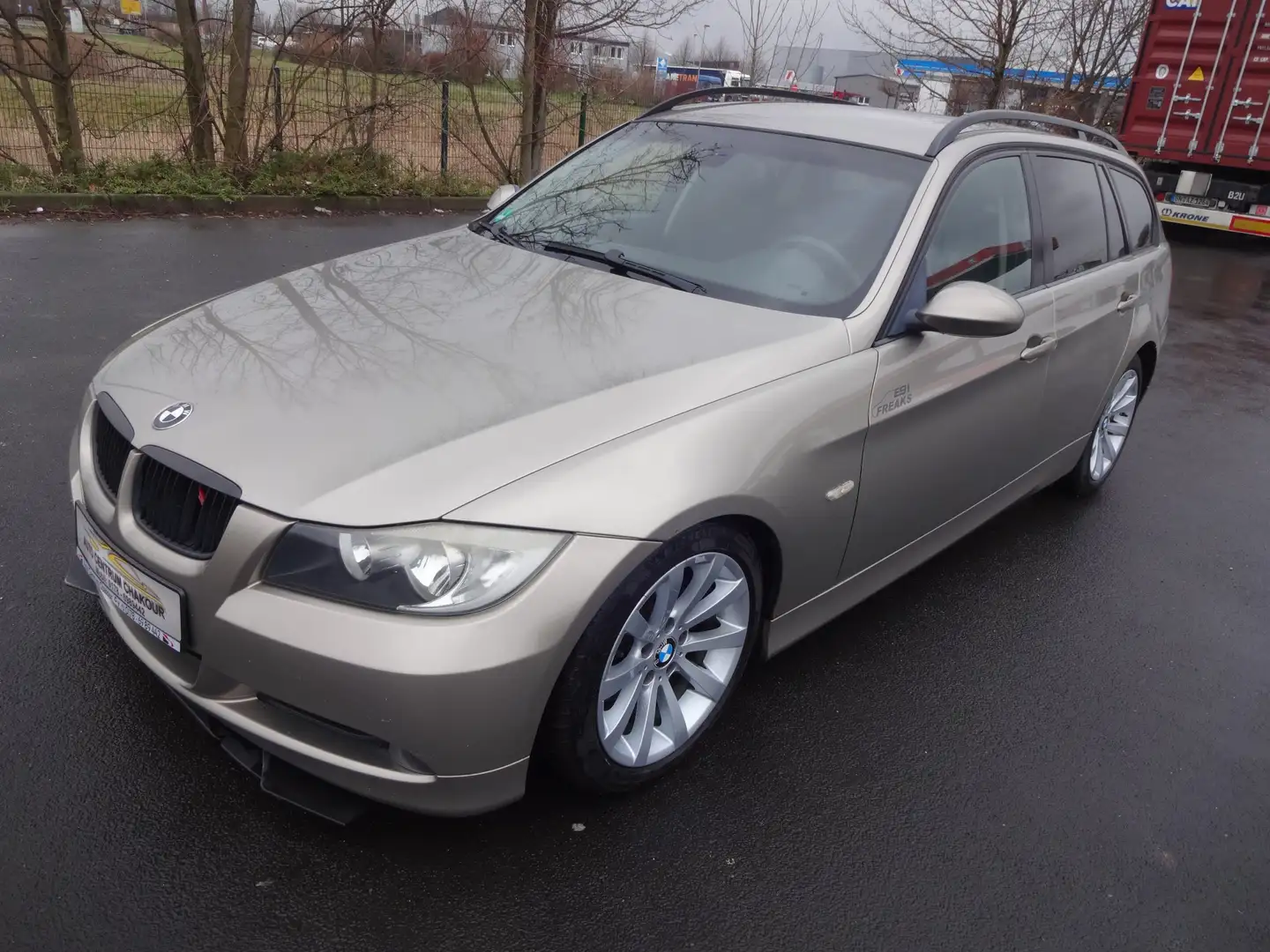 BMW 320 320d Oro - 1