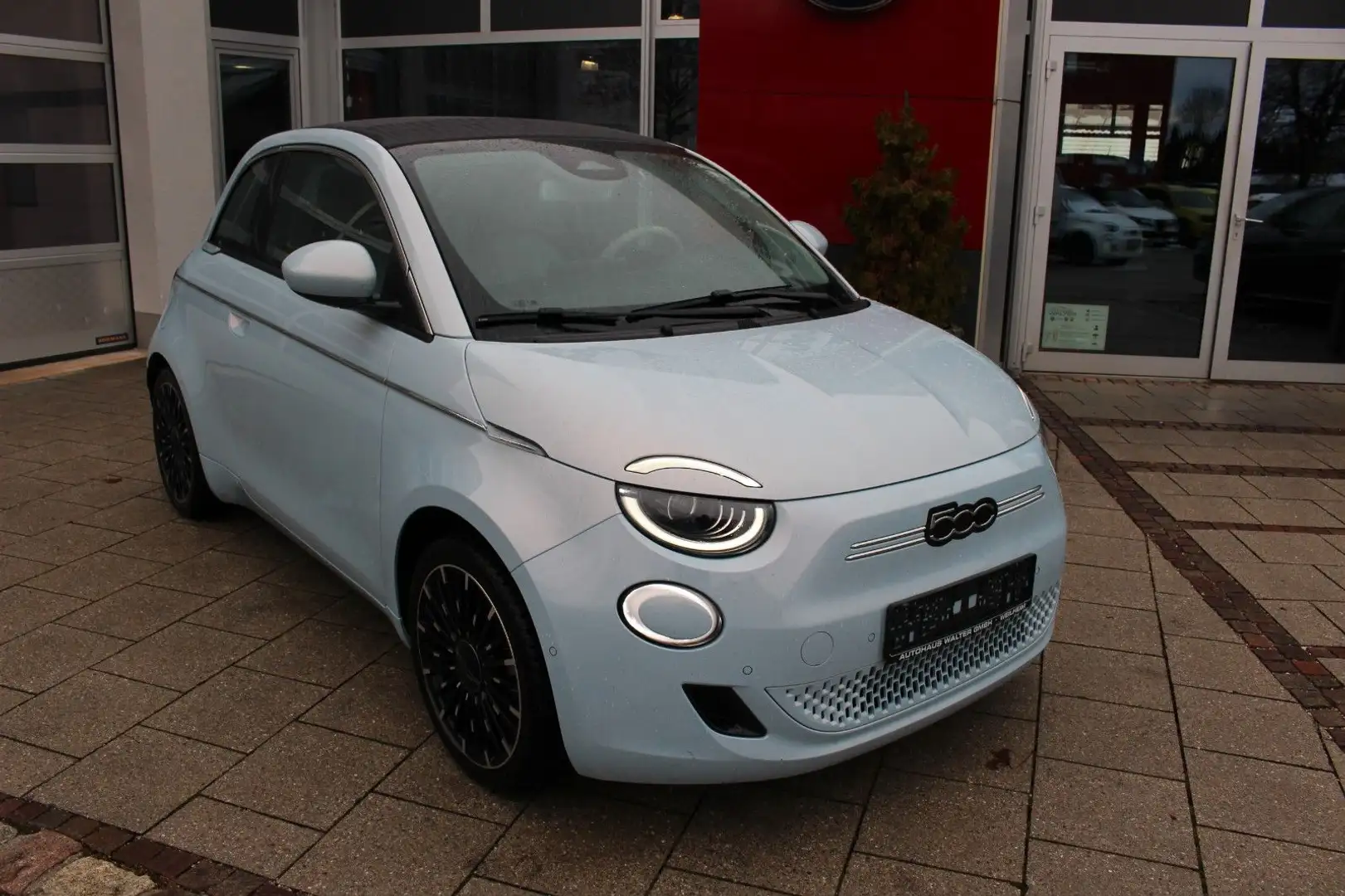 Fiat 500e Cabrio La Prima by Bocelli Blau - 1