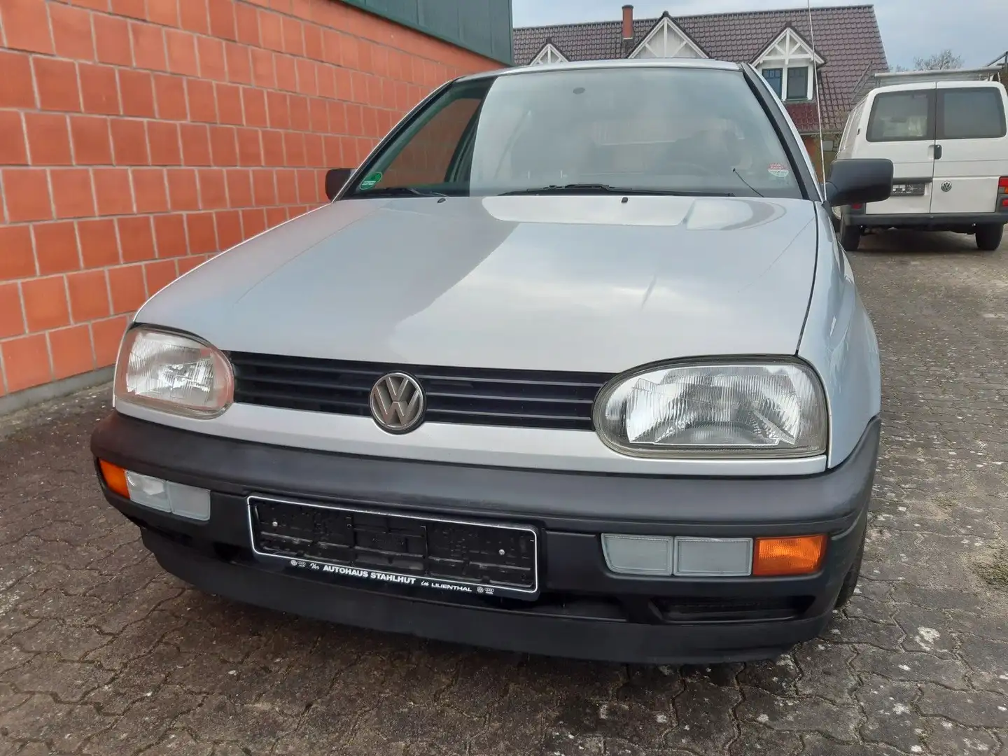 Volkswagen Golf 1.6 Europe - traumhafter Zustand Argent - 2