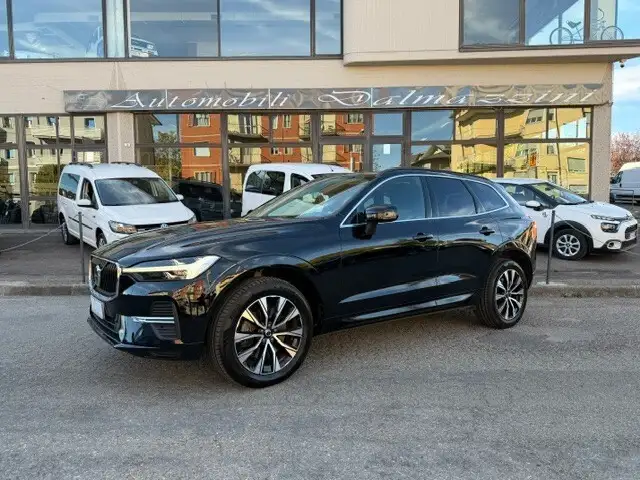 Volvo XC60 XC60 B4 (d) AWD automatico Core