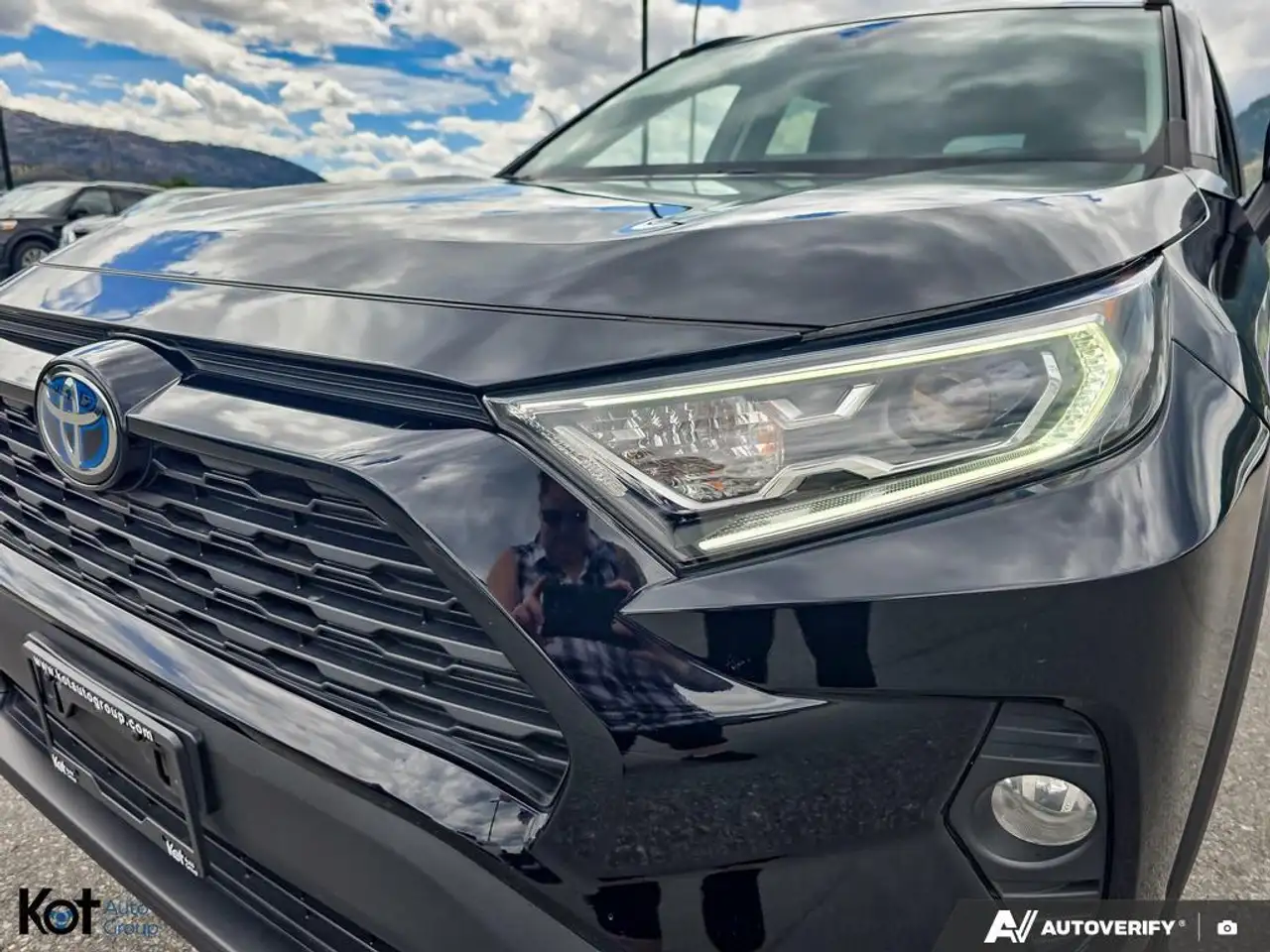 Toyota RAV 4 снимка Toyota RAV 4