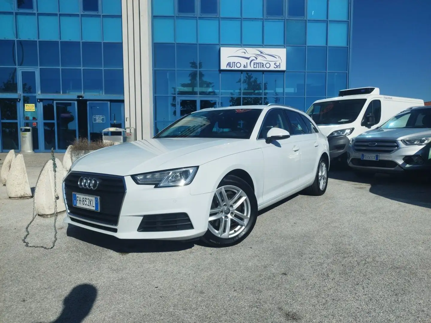 Audi A4 Avant 2.0 TDi 150cv S-Tronic Bianco - 1