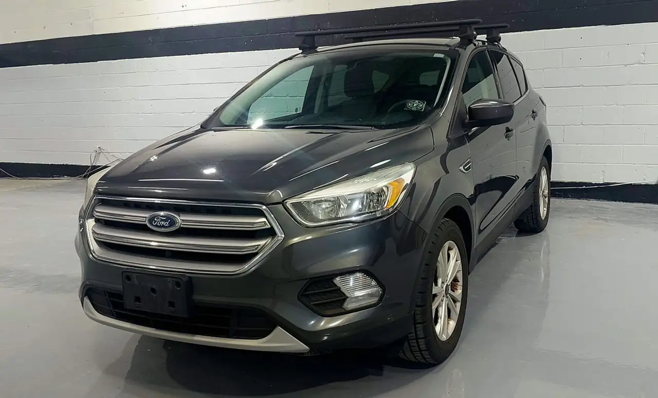 Ford Escape photo Ford Escape