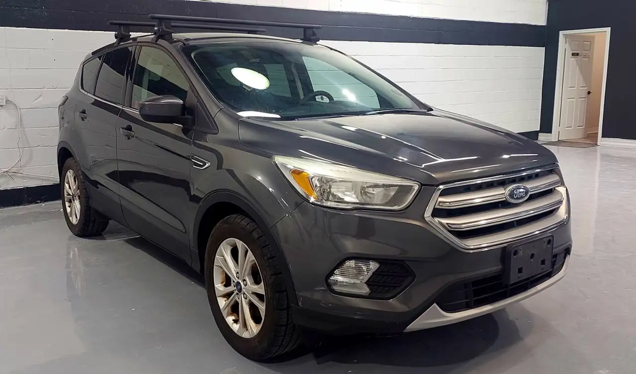 Ford Escape photo Ford Escape