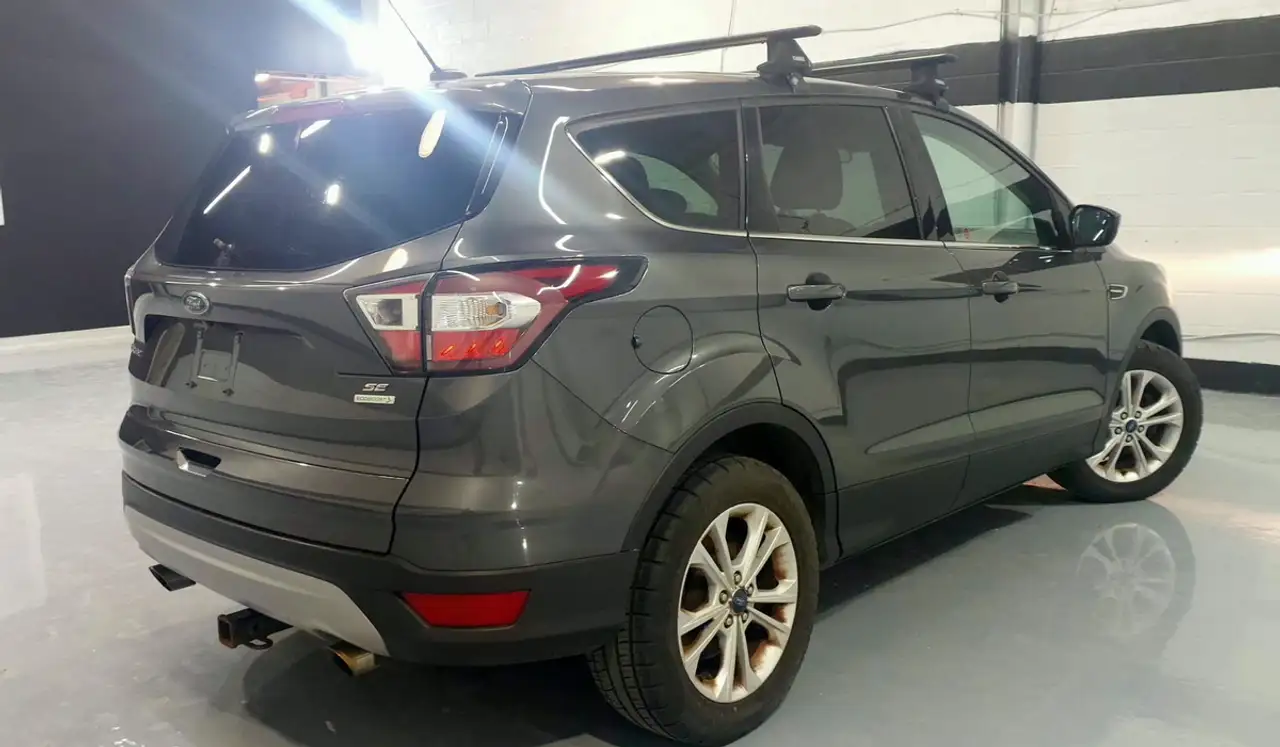 Ford Escape photo Ford Escape