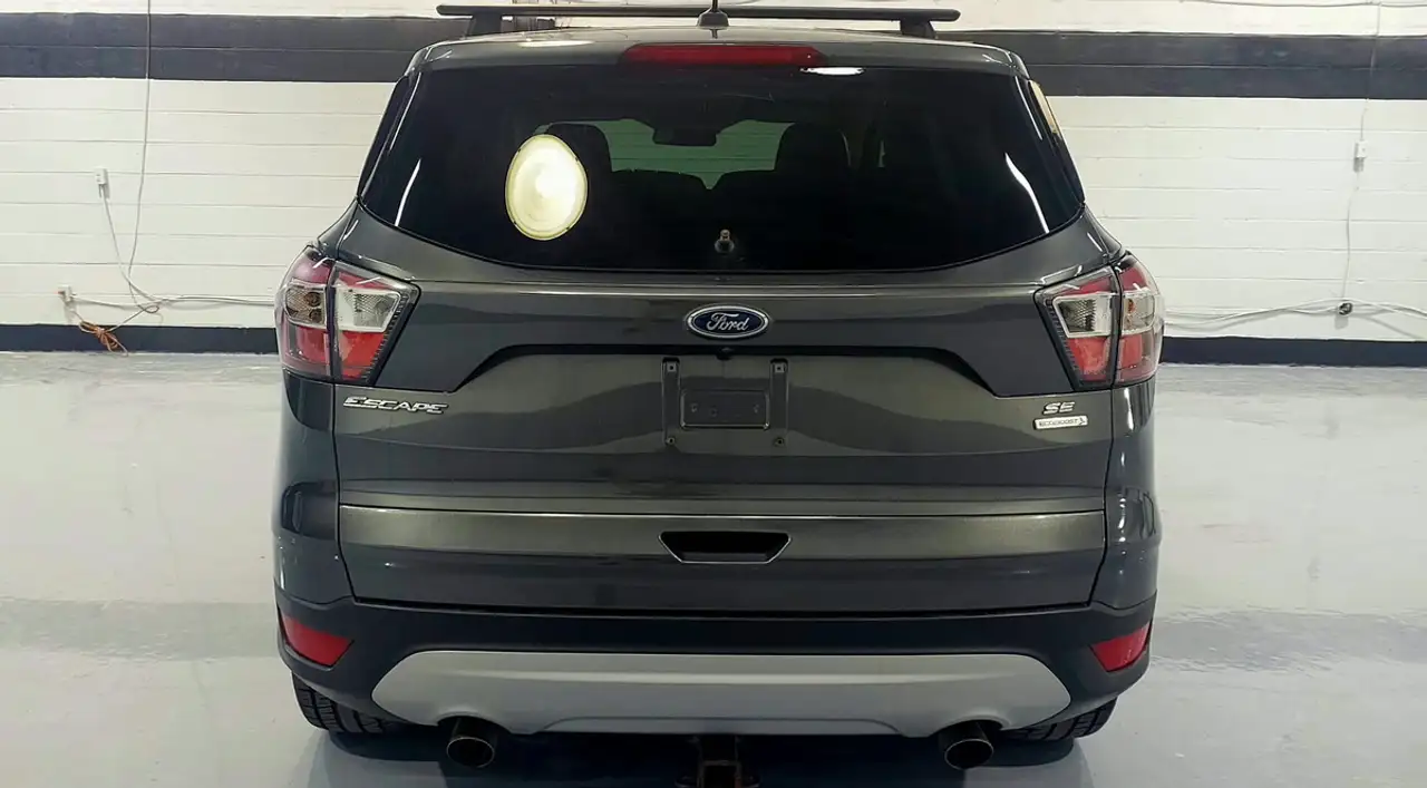 Ford Escape photo Ford Escape