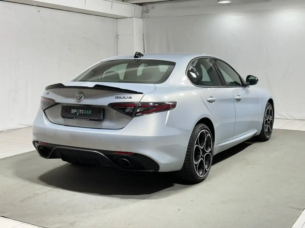 Alfa Romeo Giulia 2024