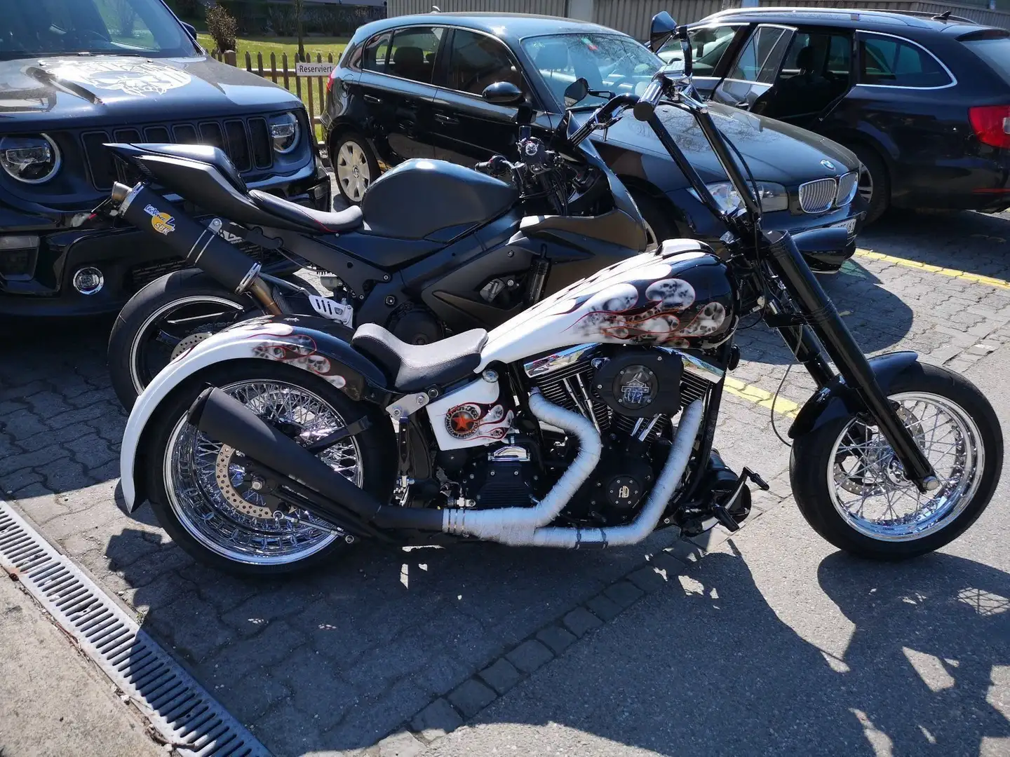 Harley-Davidson Softail Custom FXSTC Blanc - 1