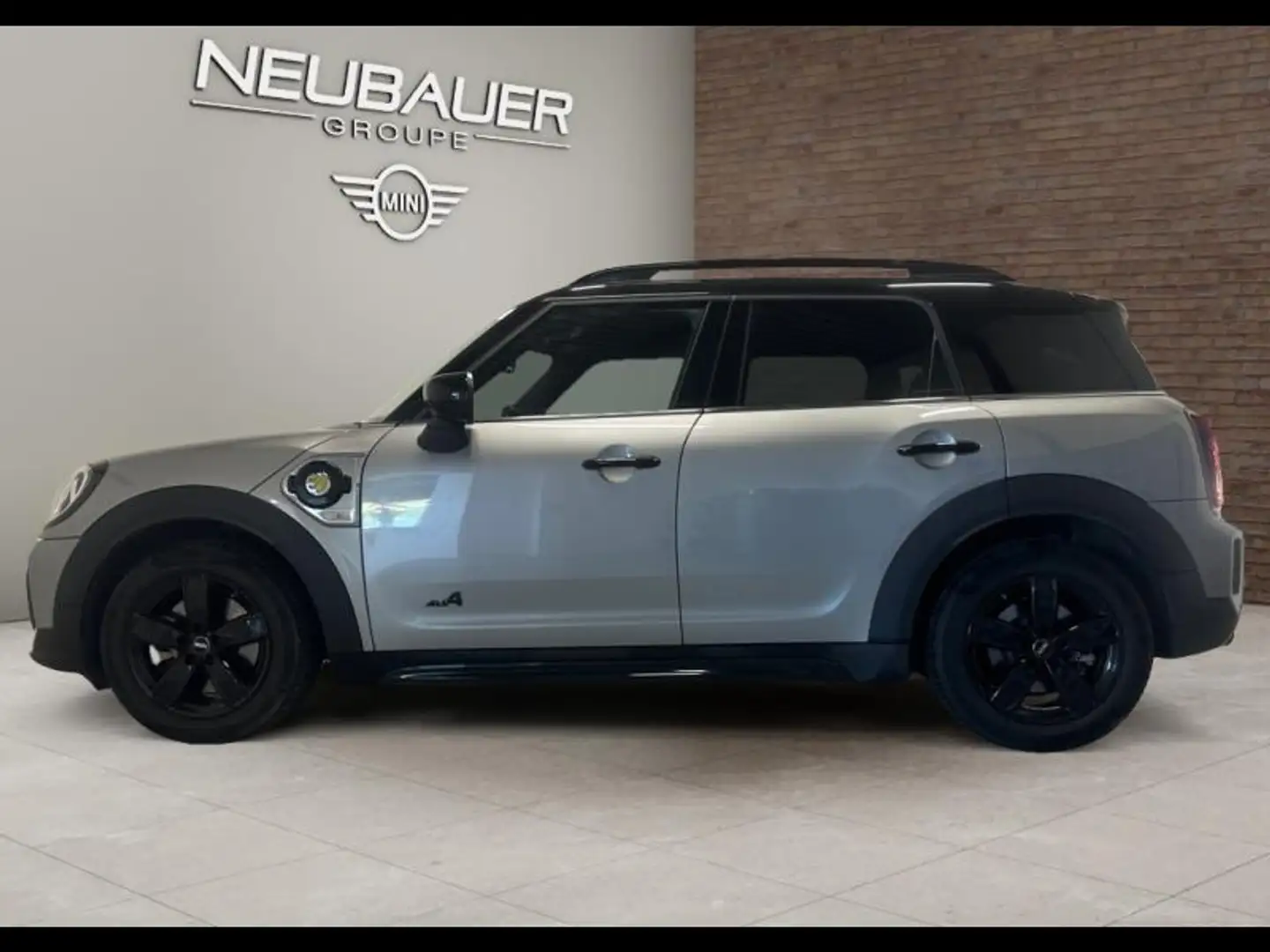 MINI Countryman C Cooper SE 125ch + 95ch Edition Premium ALL4 BVA6 Argent - 2