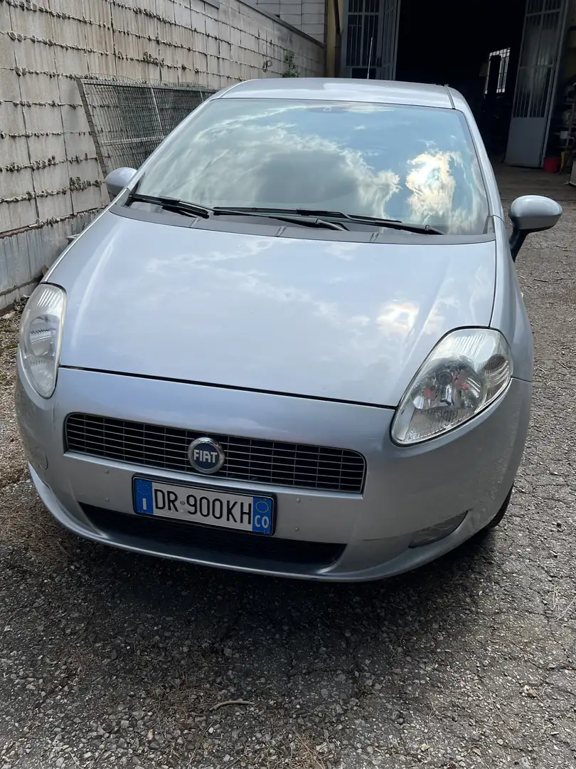 Fiat Grande Punto 5p 1.4 Dynamic 77cv - 2
