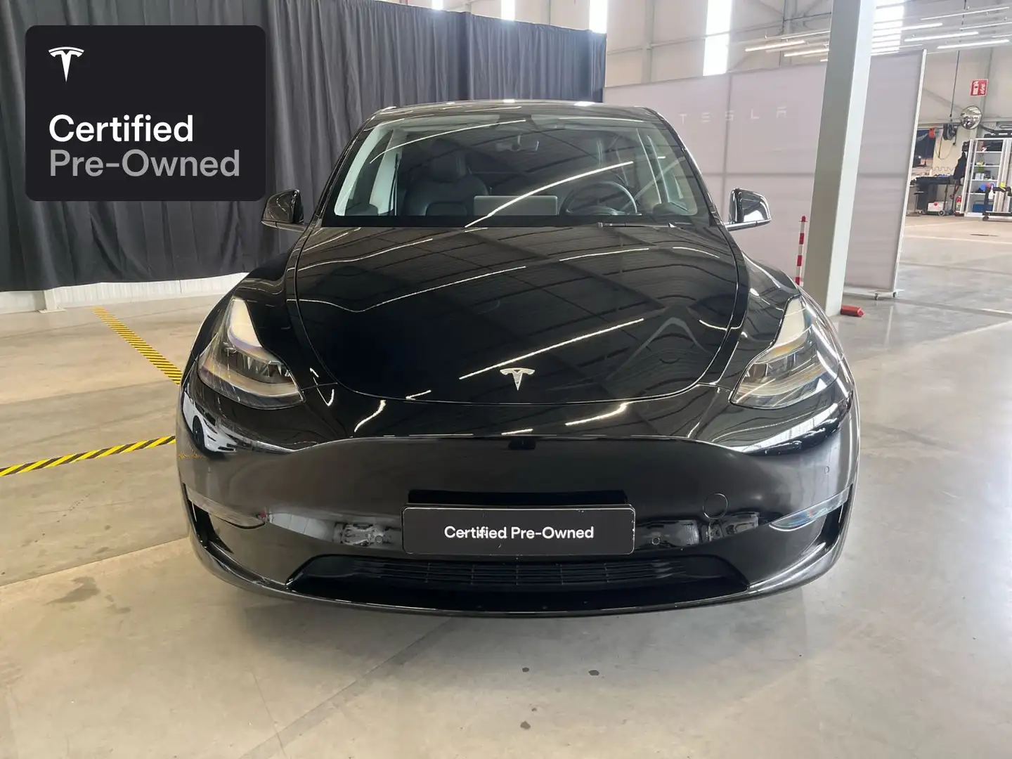 Tesla Model Y Performance “Certified Pre-Owned” Noir - 2