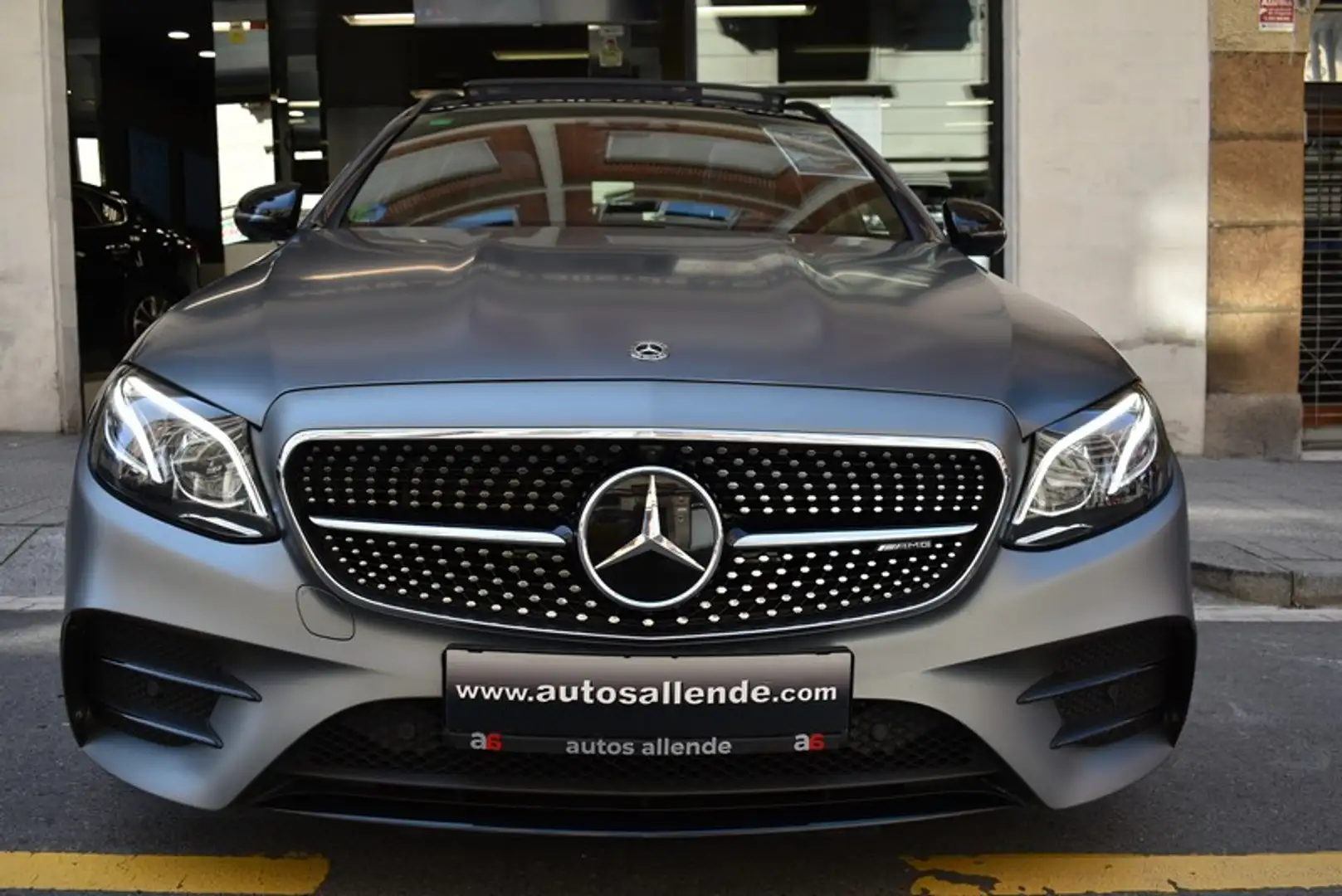 Mercedes-Benz E 53 AMG Estate 4Matic+ 9G-Tronic Gris - 2