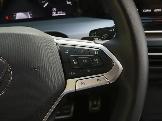 Volkswagen Golf view 19