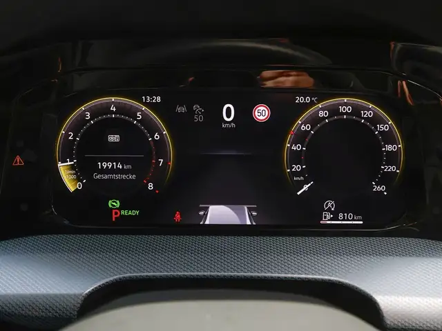 Volkswagen Golf view 16