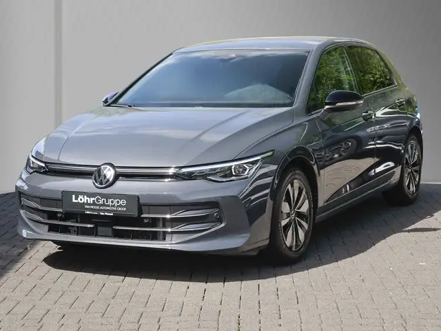 Volkswagen Golf view 2
